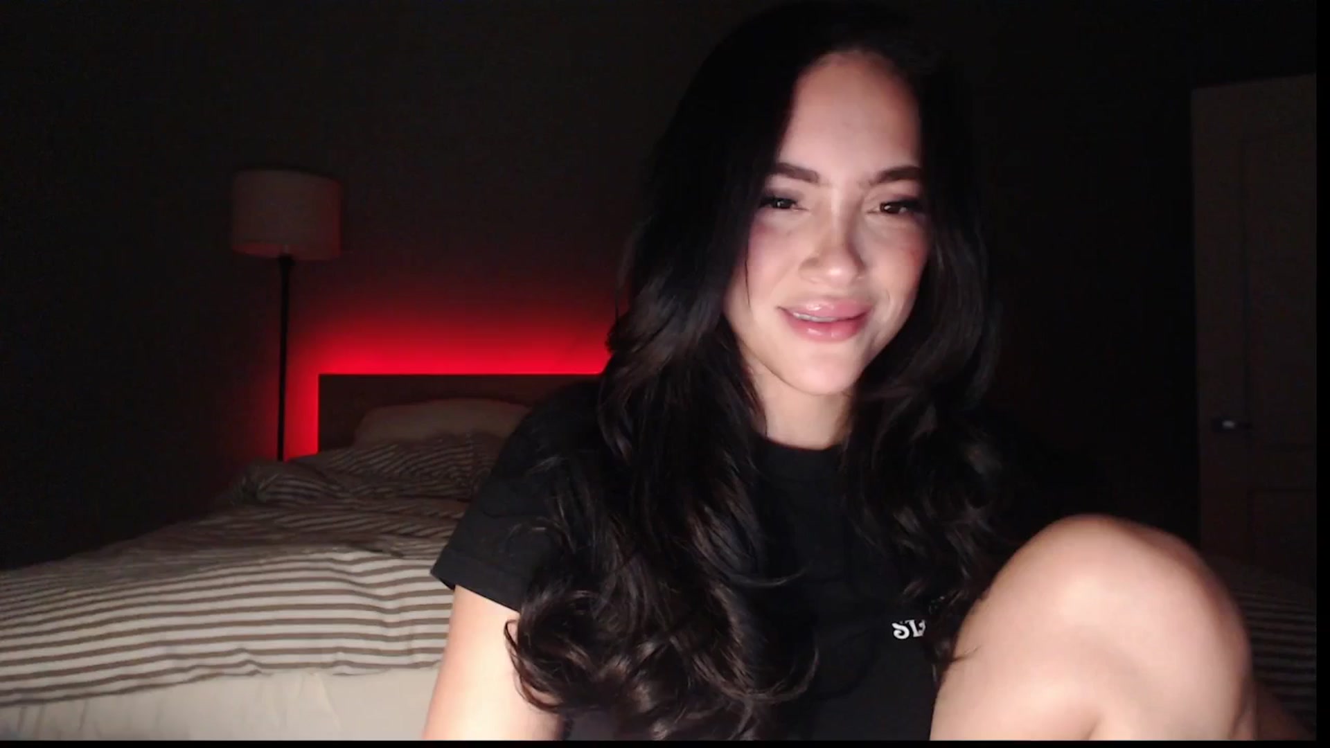 Gallery image thumbnail from justagirl_'s myfreecams stream on, 03/12/2025, 05:08 image 5 of 20