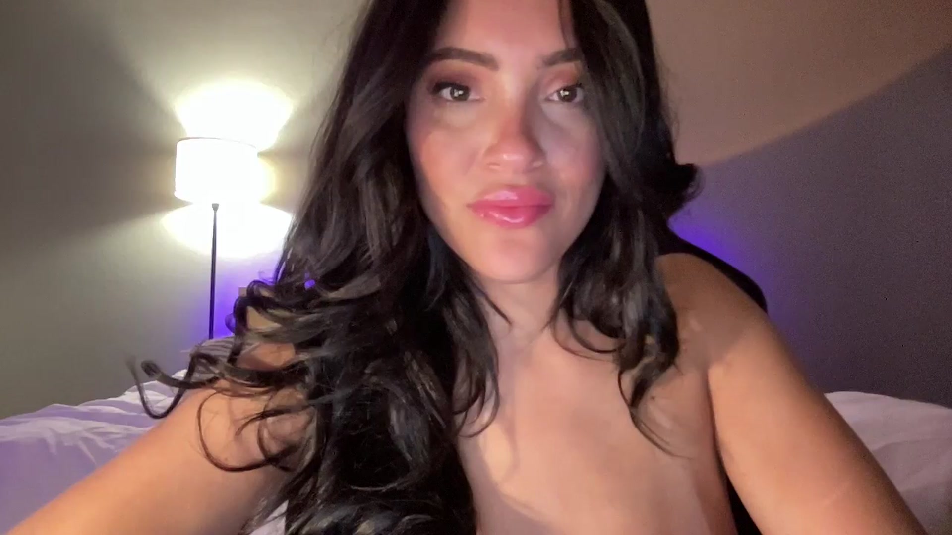 Gallery image thumbnail from justagirl_'s myfreecams stream on, 04/17/2025, 06:52 image 2 of 20