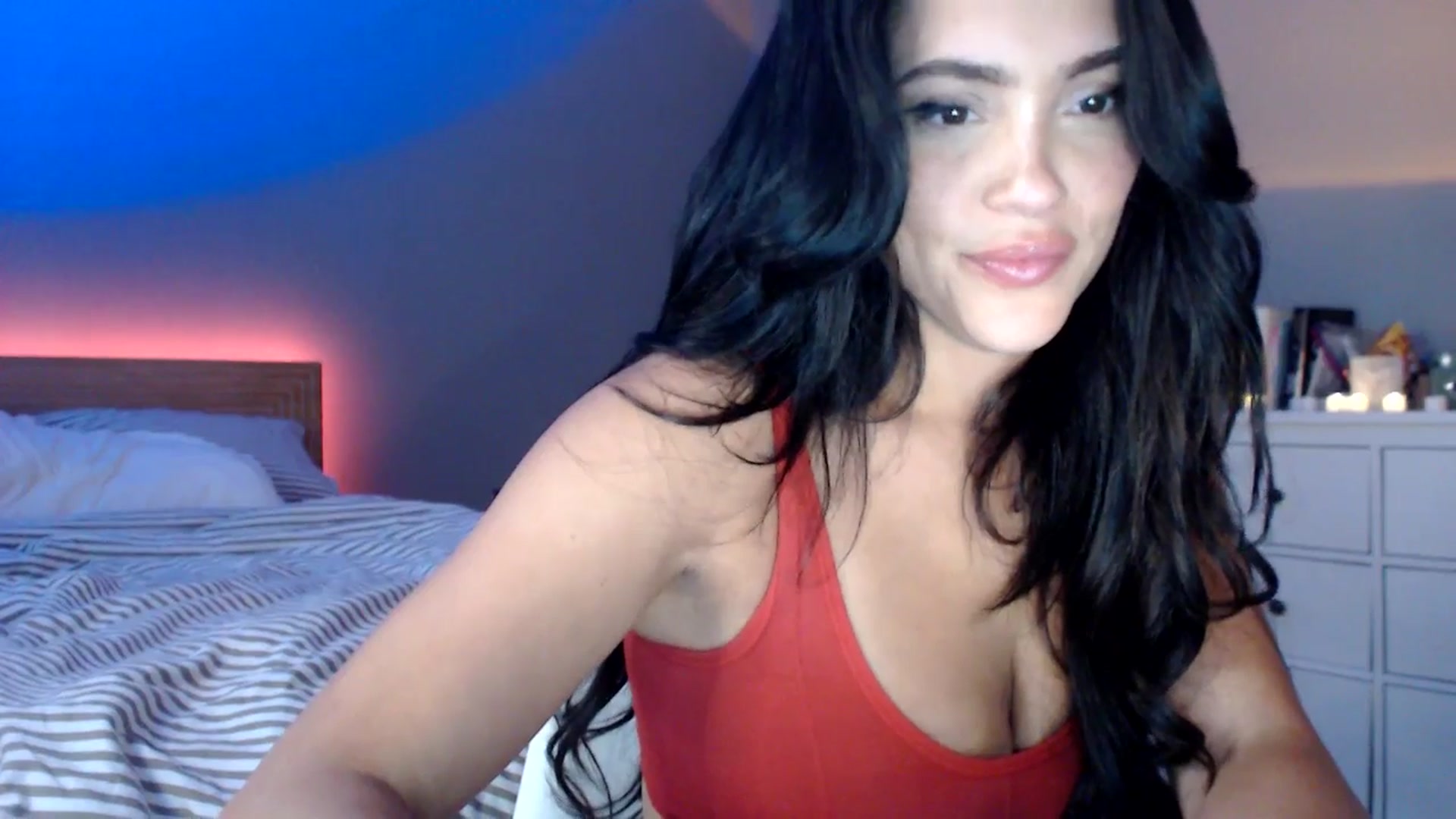 Gallery image thumbnail from justagirl_'s myfreecams stream on, 05/06/2025, 22:10 image 11 of 20