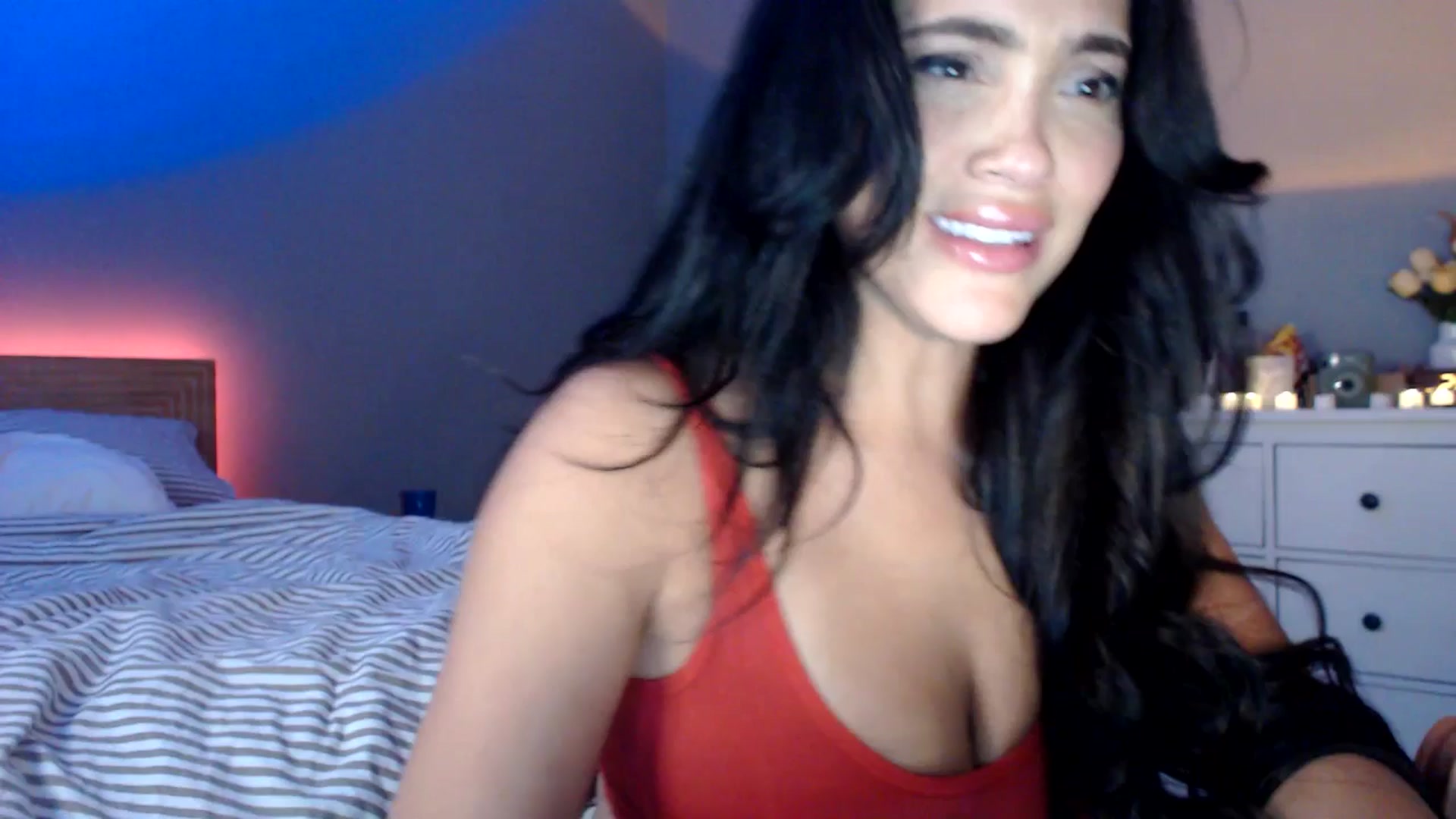 Gallery image thumbnail from justagirl_'s myfreecams stream on, 05/06/2025, 22:10 image 6 of 20