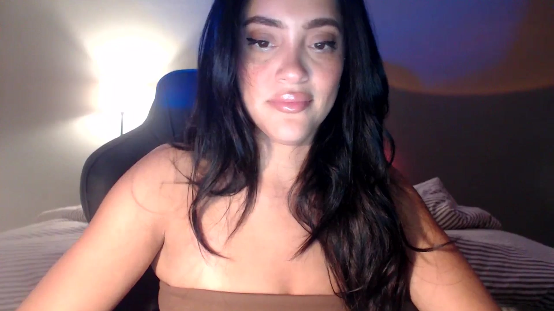 Gallery image thumbnail from justagirl_'s myfreecams stream on, 06/04/2025, 04:12 image 4 of 20