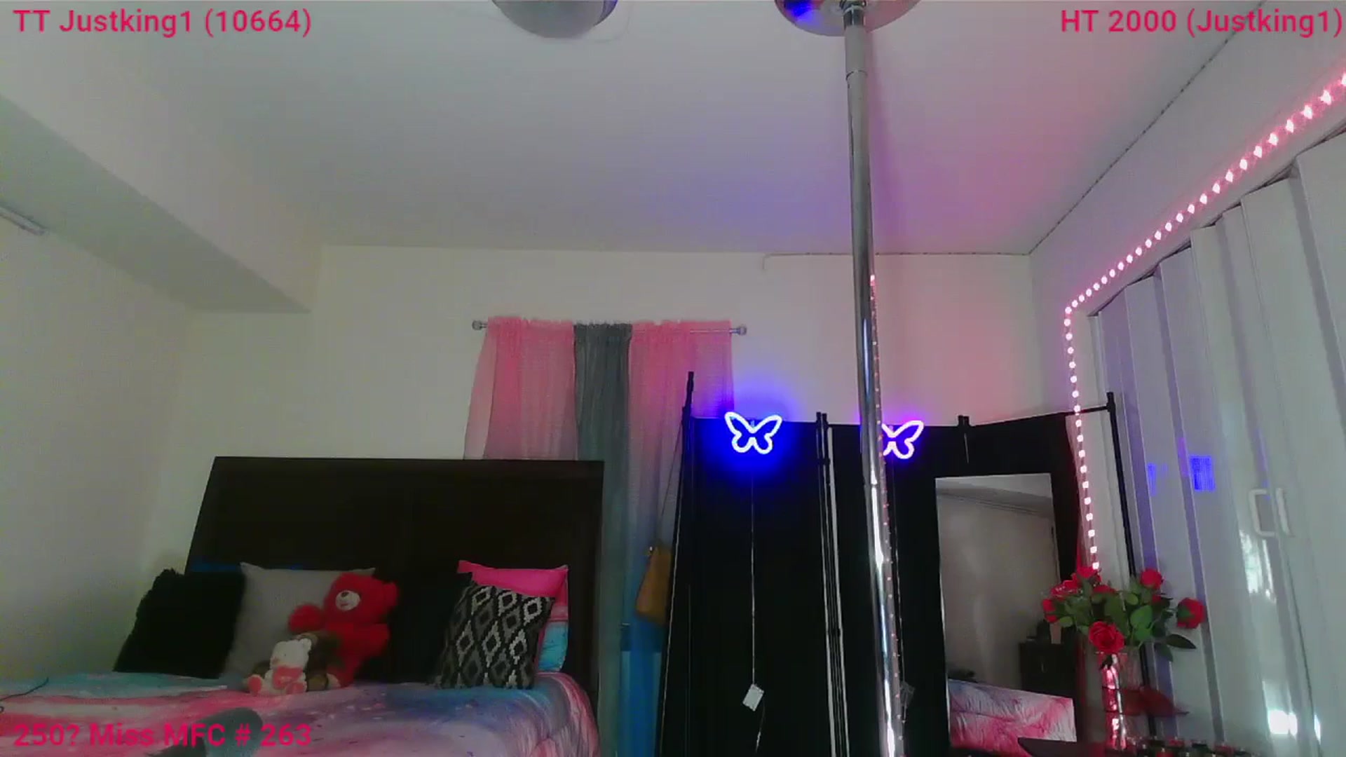 Gallery image thumbnail from justkingqueen's myfreecams stream on, 09/05/2023, 08:08 image 2 of 20