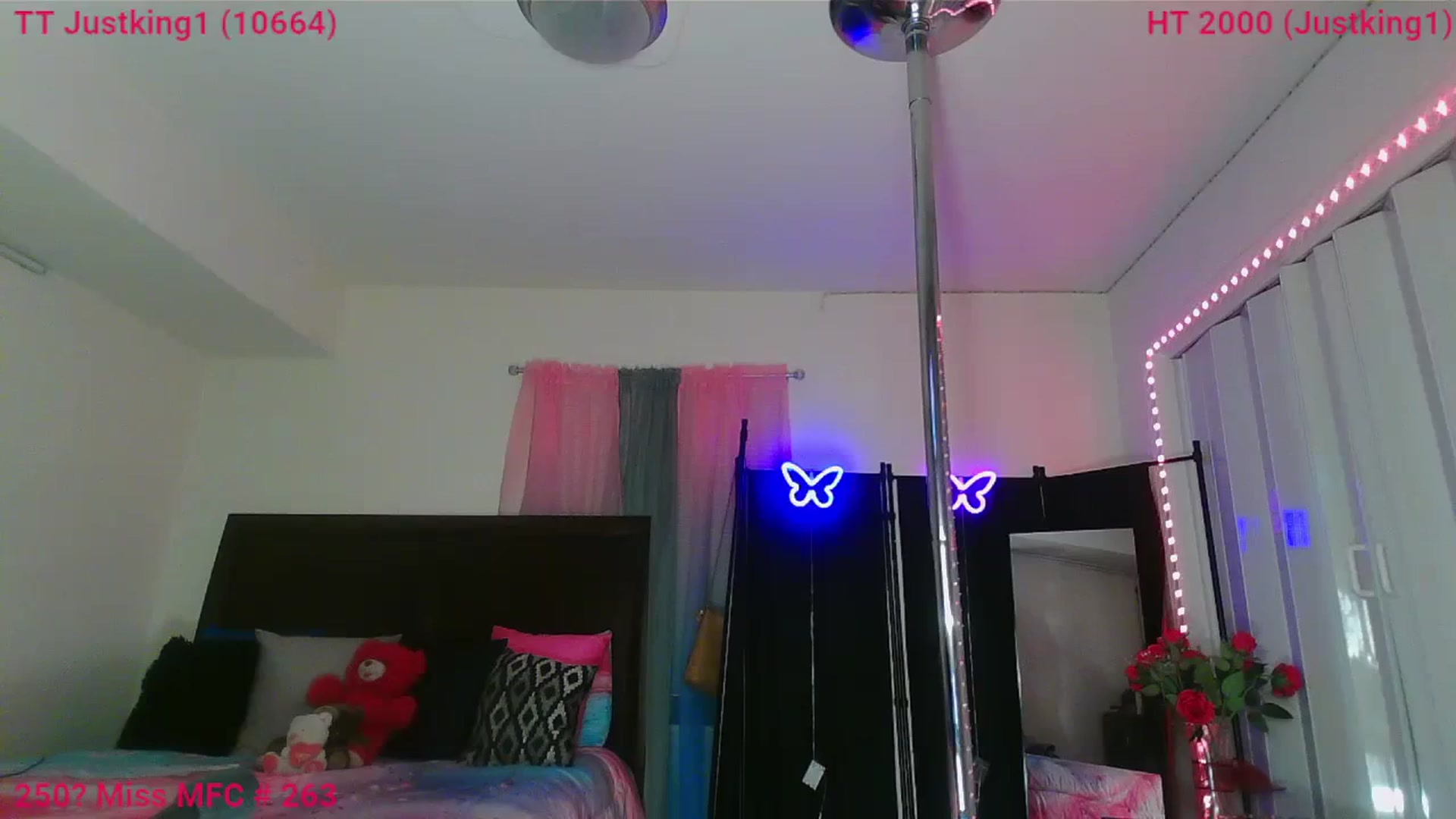 Gallery image thumbnail from justkingqueen's myfreecams stream on, 09/05/2023, 08:08 image 14 of 20