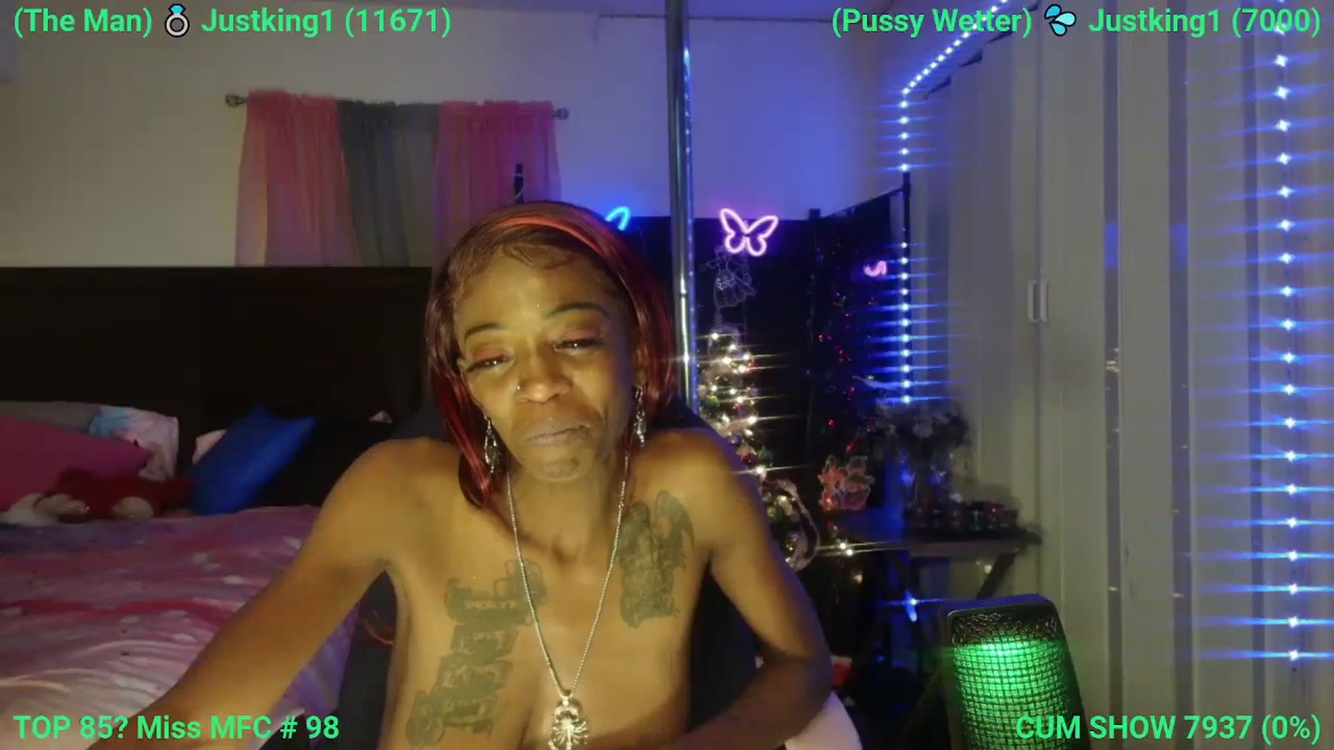 Gallery image thumbnail from justkingqueen's myfreecams stream on, 12/06/2023, 09:14 image 6 of 20
