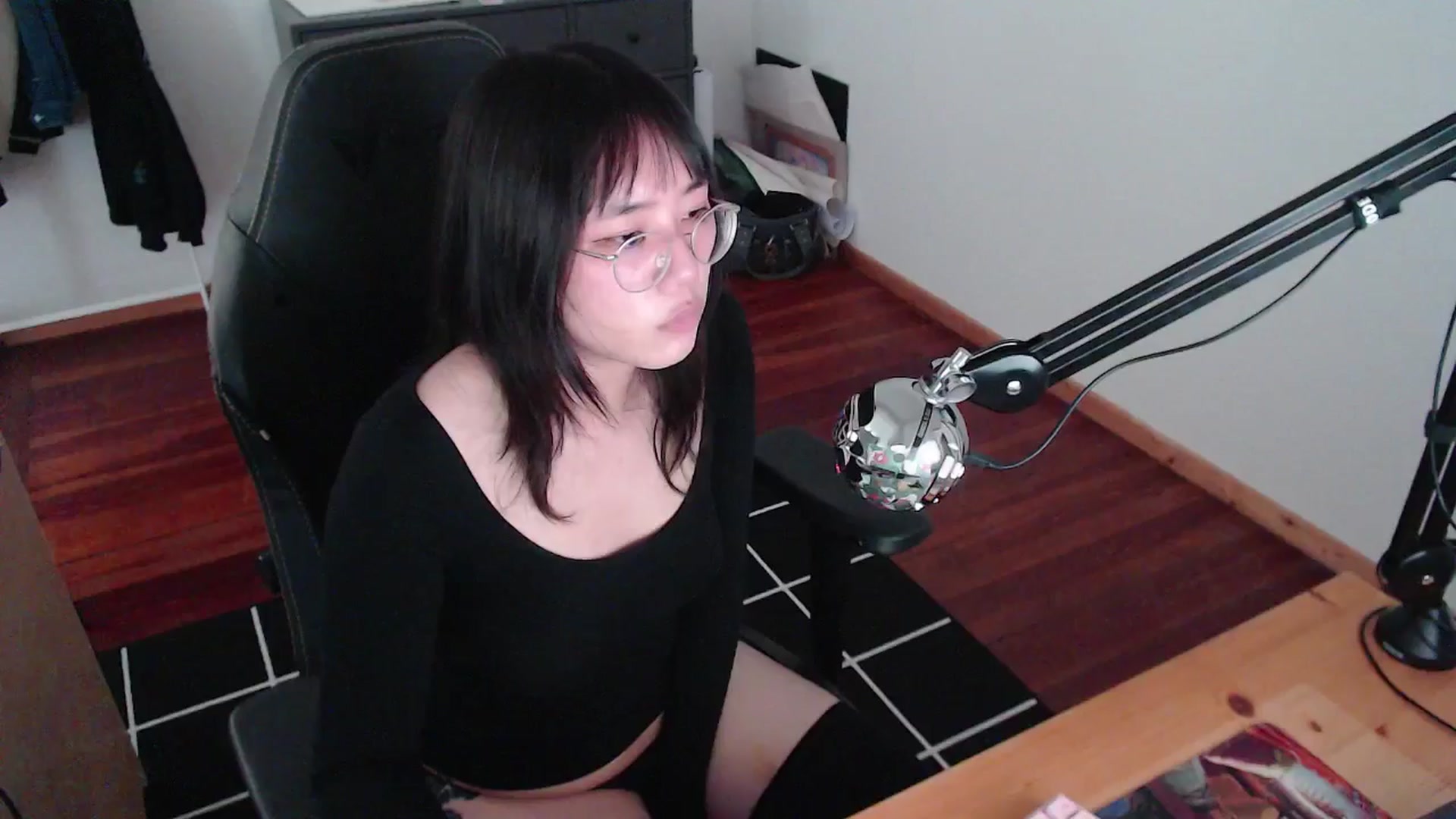 Gallery image thumbnail from k3r4i's myfreecams stream on, 07/15/2024, 14:37 image 19 of 20