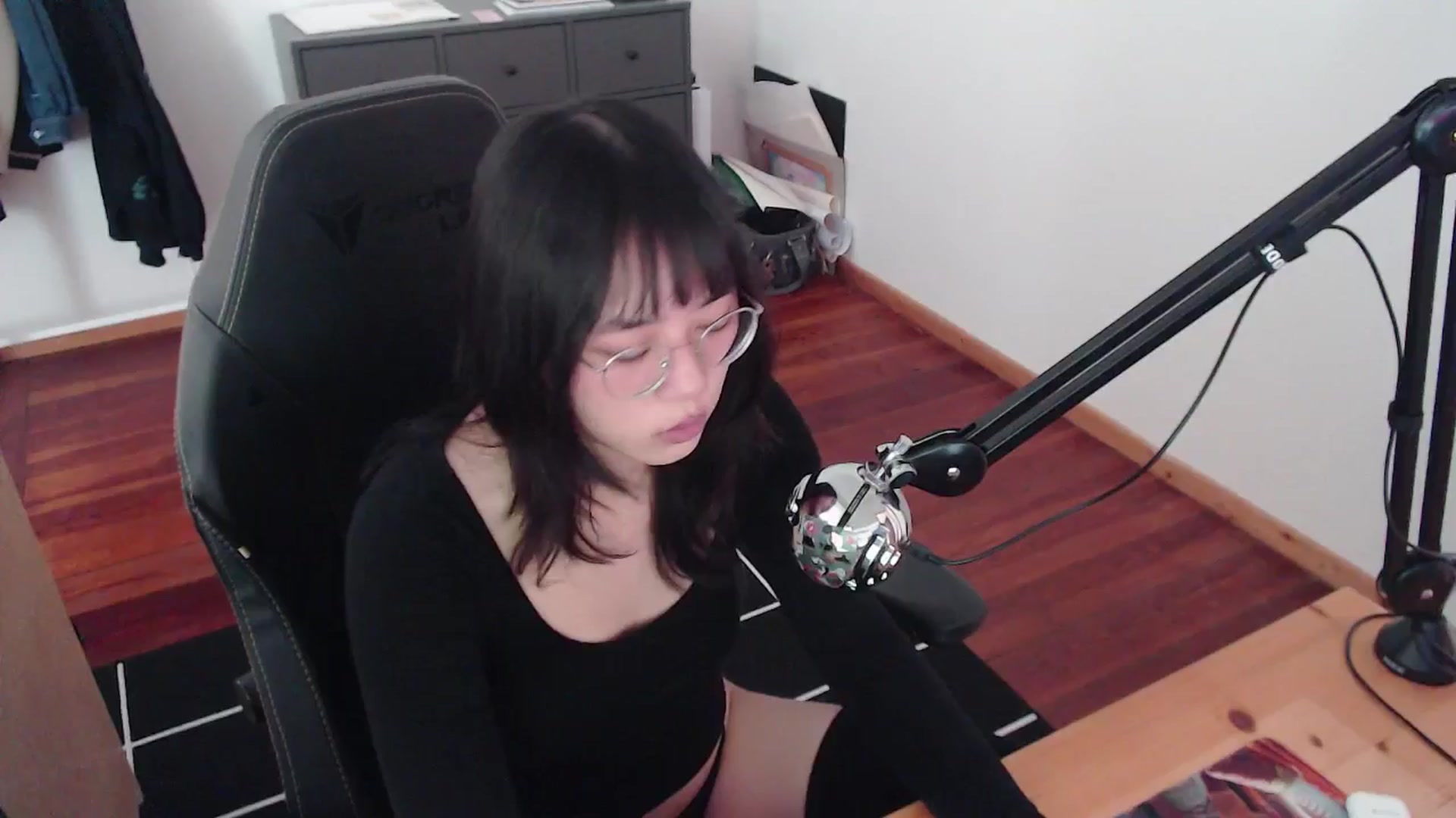 Gallery image thumbnail from k3r4i's myfreecams stream on, 07/15/2024, 14:37 image 1 of 20