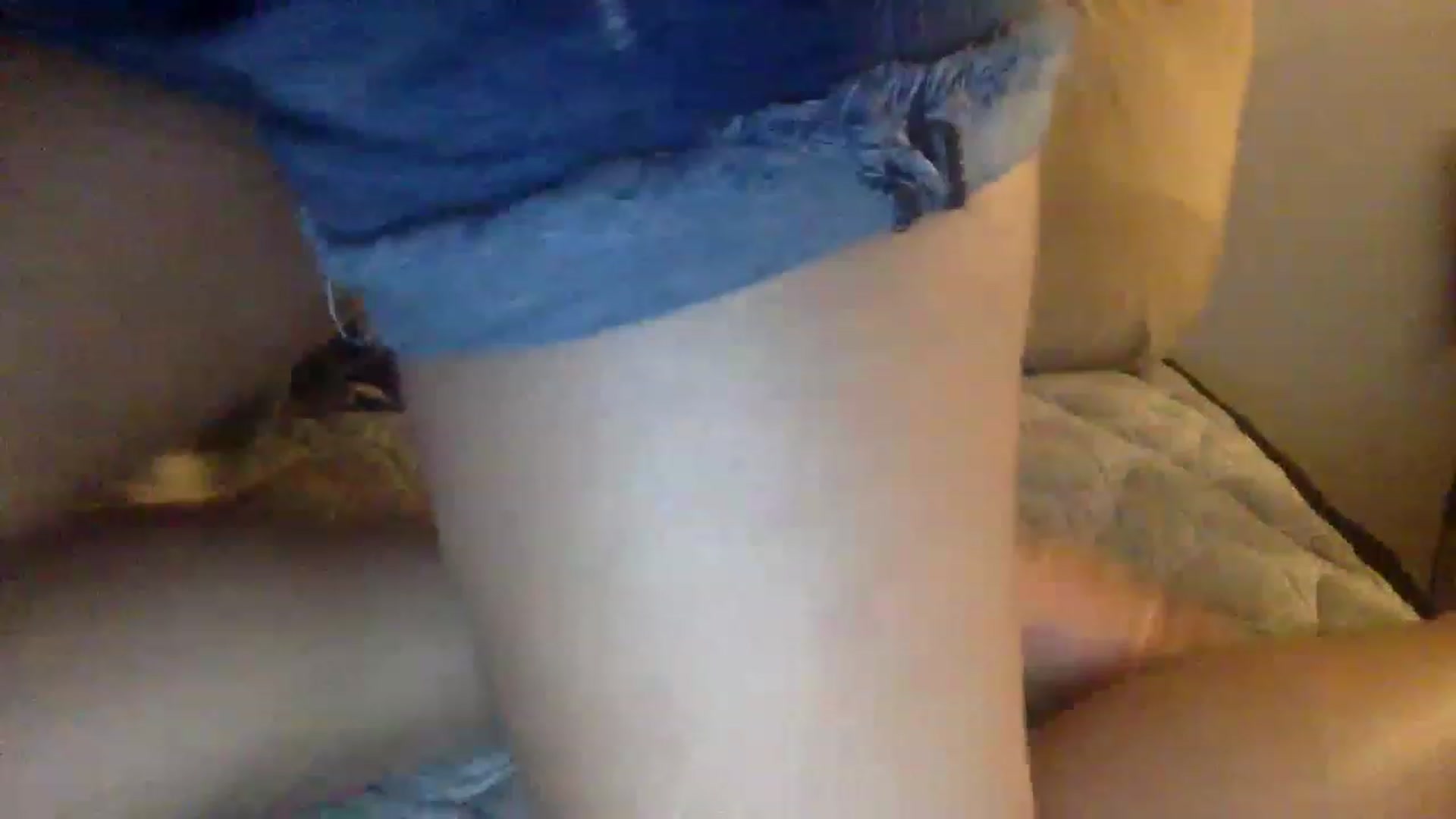 Gallery image thumbnail from kaaate01's myfreecams stream on, 04/10/2023, 06:21 image 14 of 20
