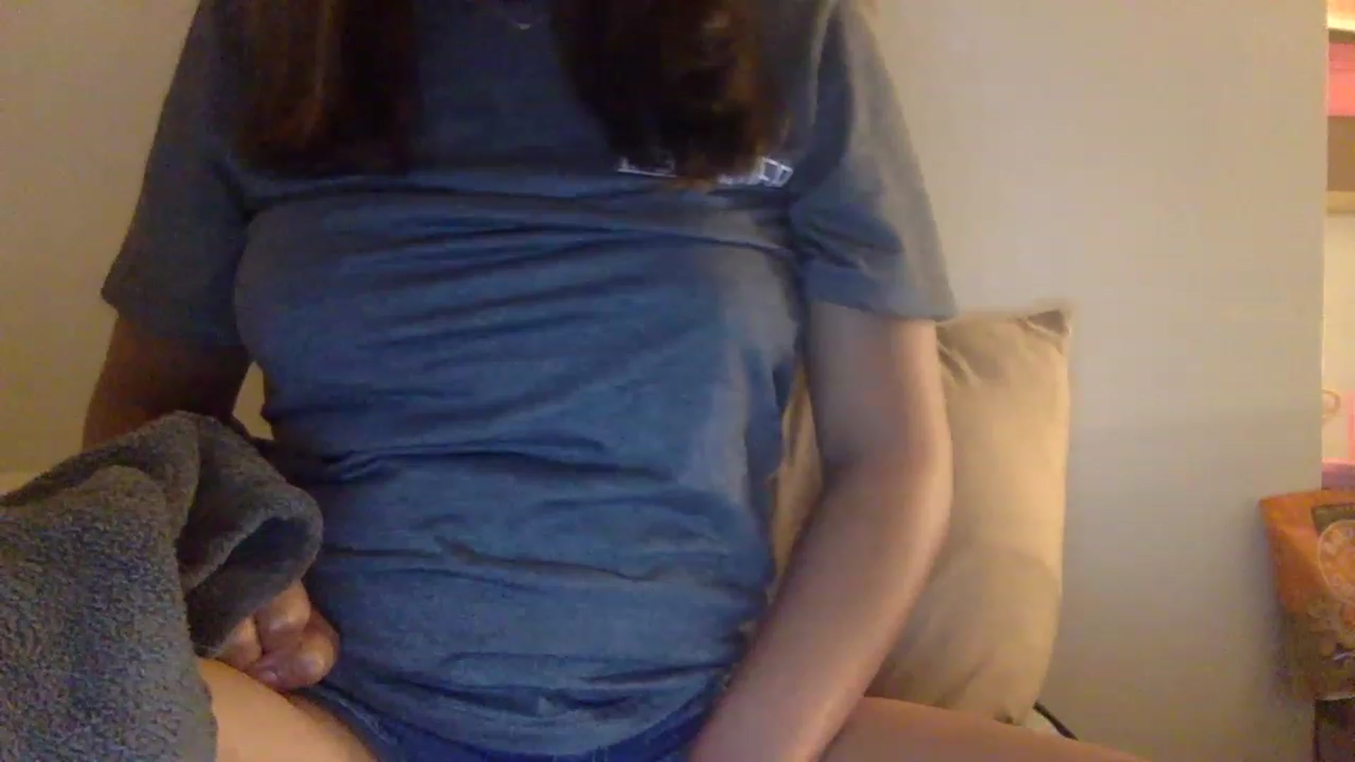 Gallery image thumbnail from kaaate01's myfreecams stream on, 04/10/2023, 06:21 image 16 of 20