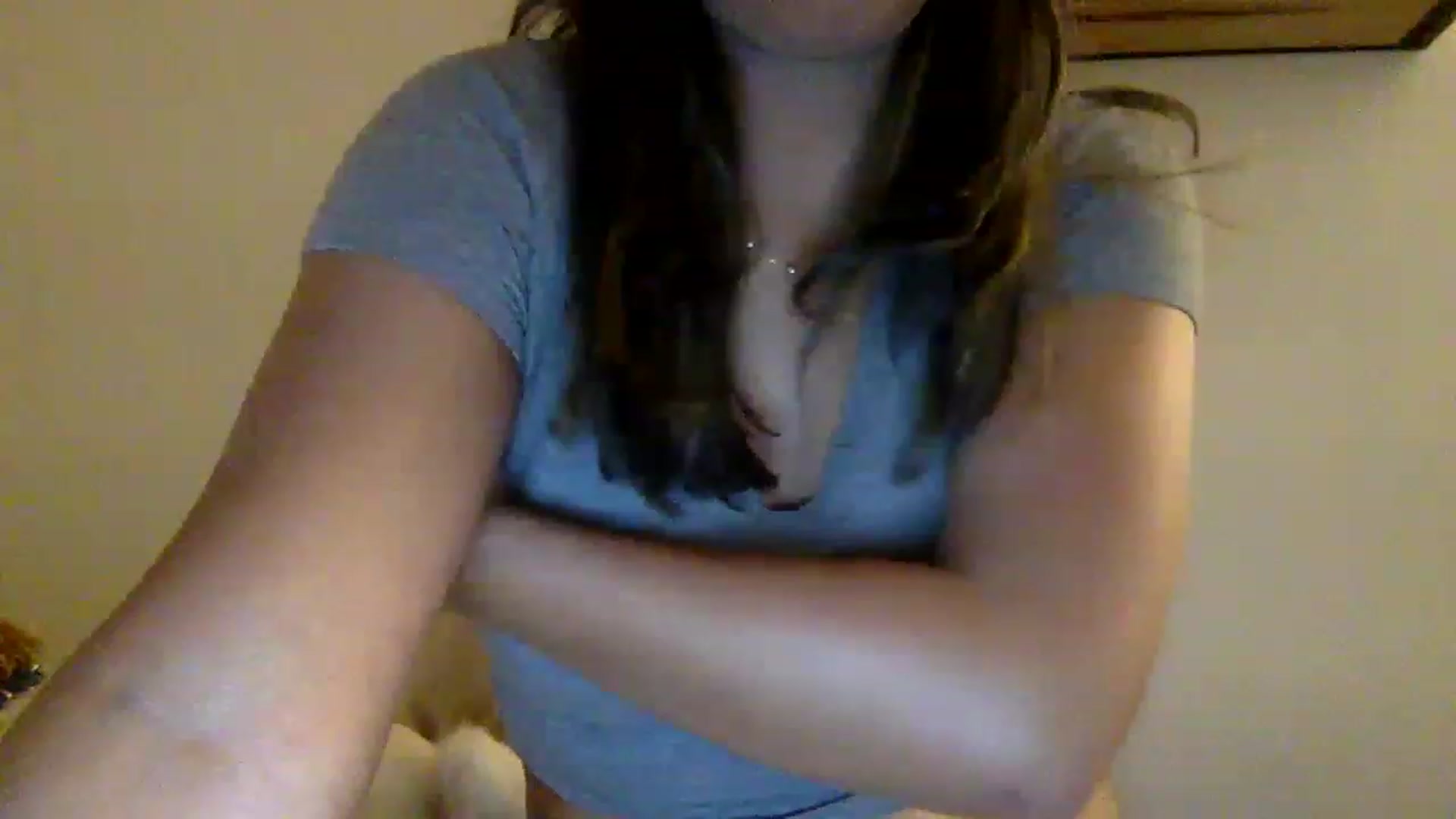 Gallery image thumbnail from kaaate01's myfreecams stream on, 04/12/2023, 04:20 image 19 of 20