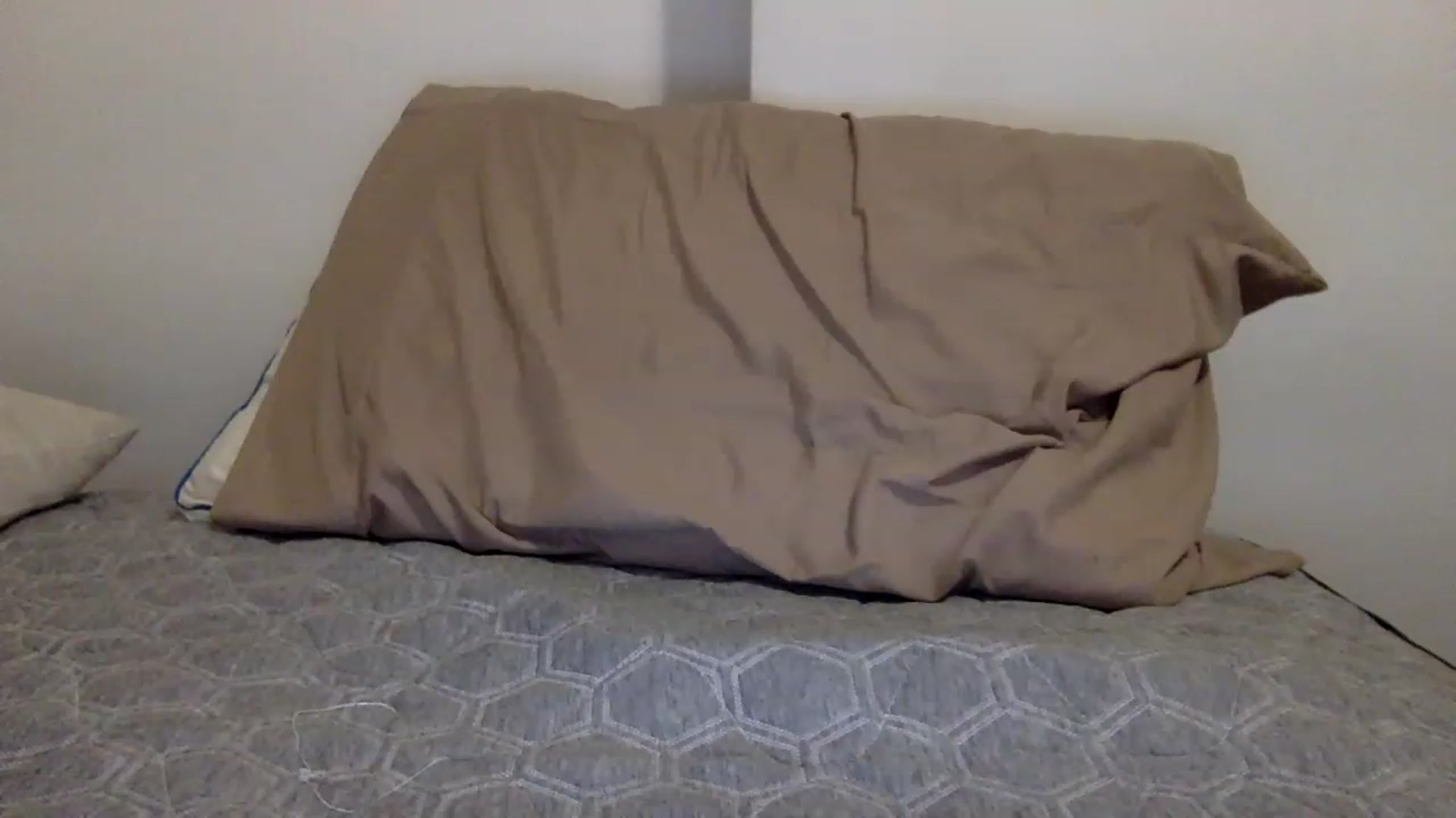 Gallery image thumbnail from kaaate01's myfreecams stream on, 04/14/2023, 01:45 image 20 of 20