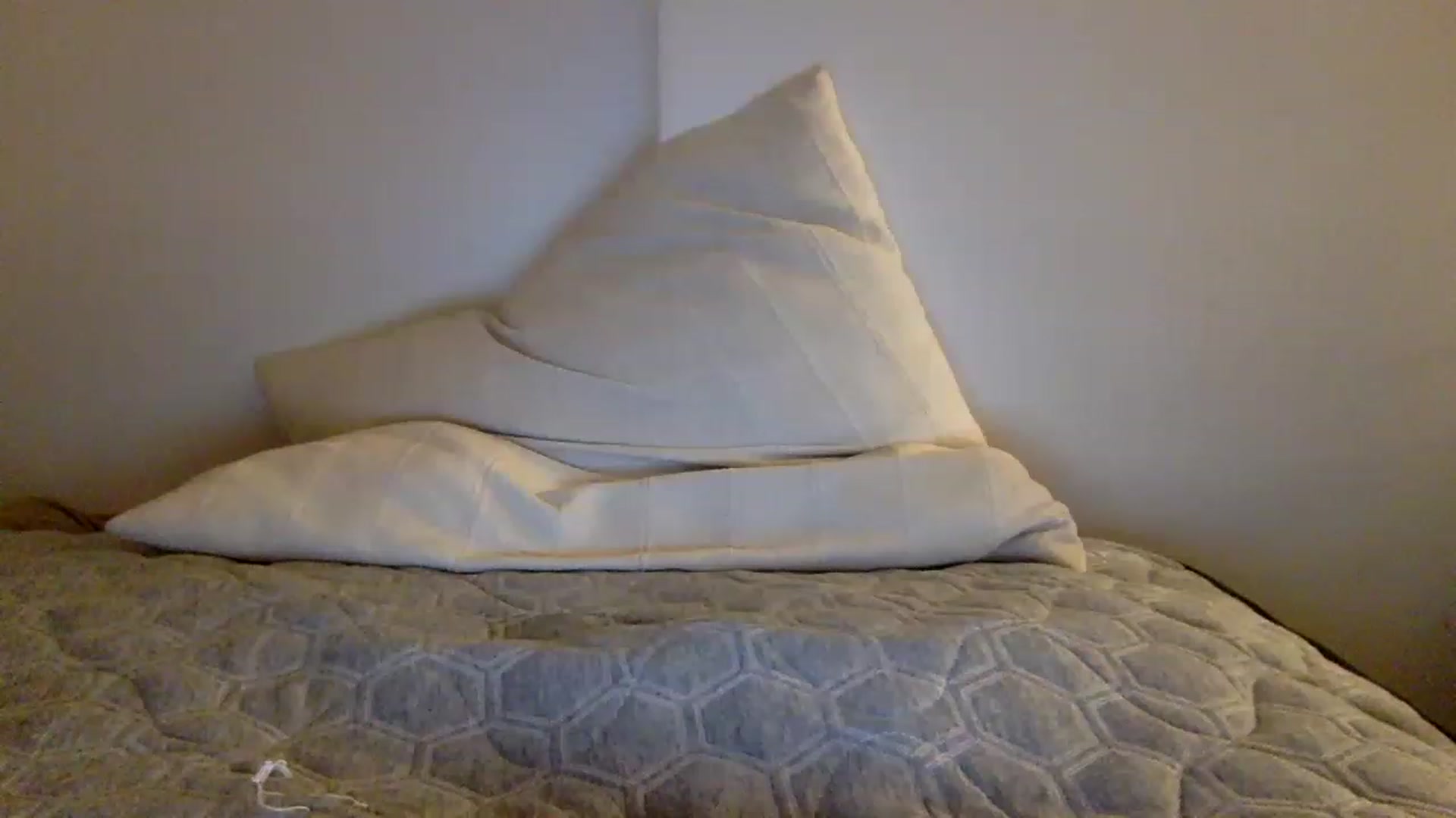 Gallery image thumbnail from kaaate01's myfreecams stream on, 04/24/2023, 03:05 image 17 of 20