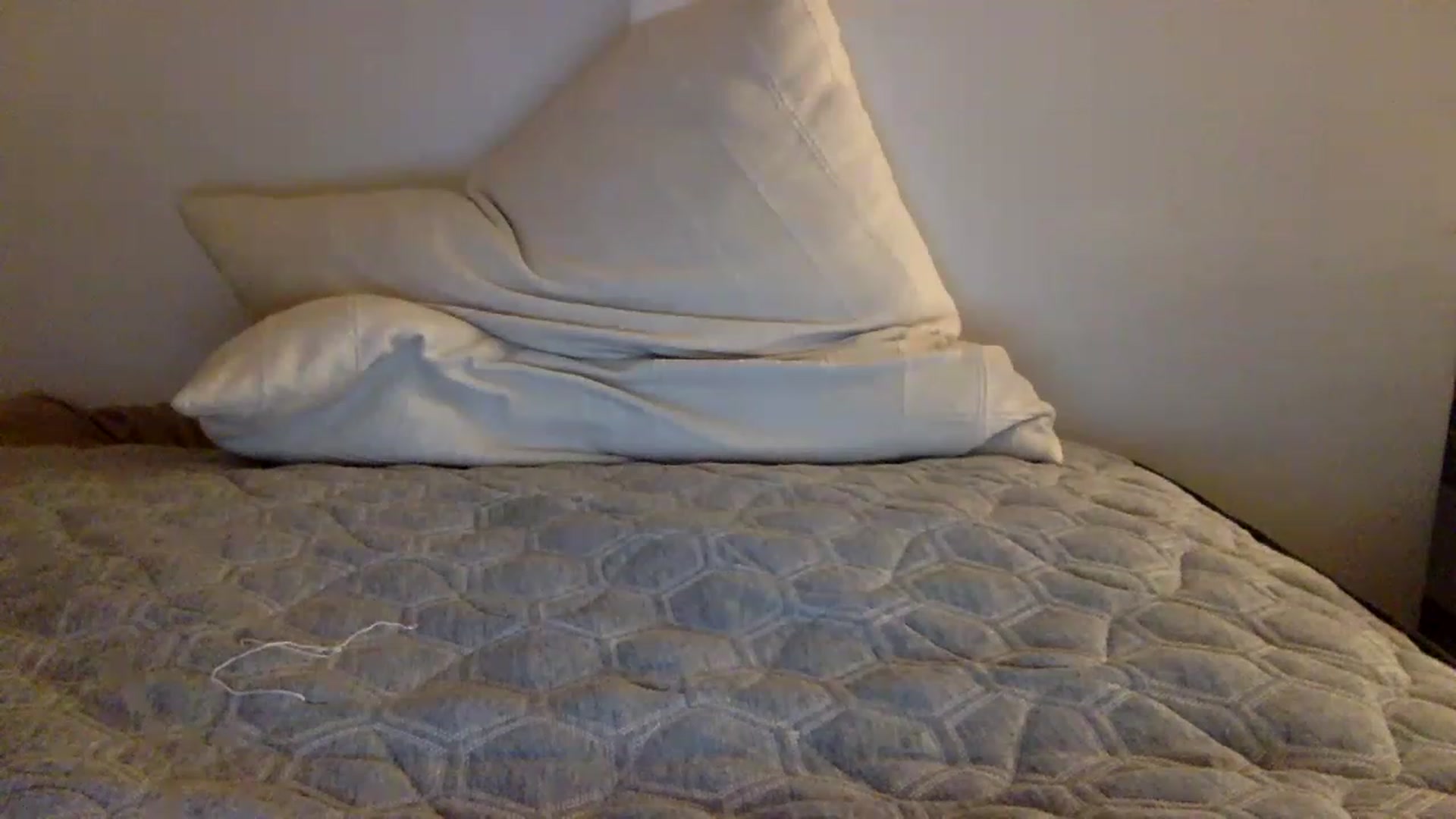 Gallery image thumbnail from kaaate01's myfreecams stream on, 04/24/2023, 03:05 image 11 of 20