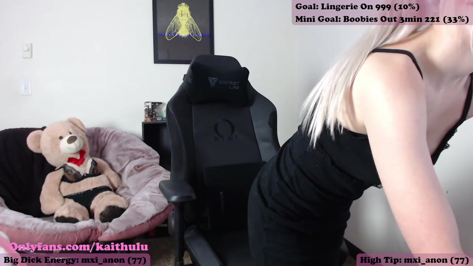 Gallery image thumbnail from kaithulu's myfreecams stream on, 08/11/2023, 04:22 image 10 of 20