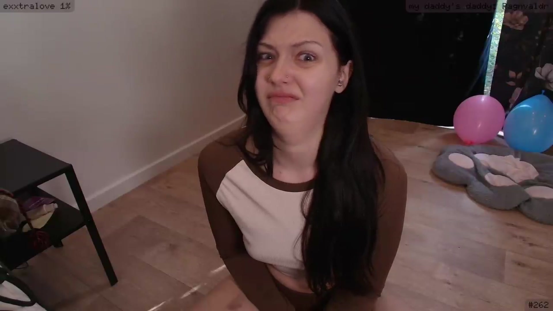 Gallery image thumbnail from kamerashy's myfreecams stream on, 06/27/2026, 06:02 image 19 of 20