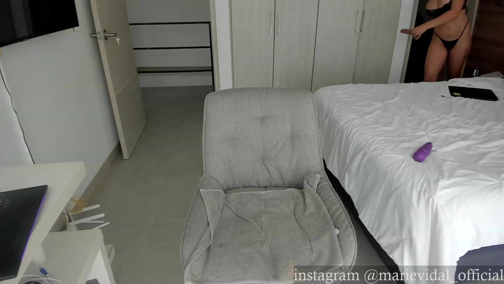 Gallery image thumbnail from kamikiss's myfreecams stream on, 02/24/2024, 21:14 image 1 of 20