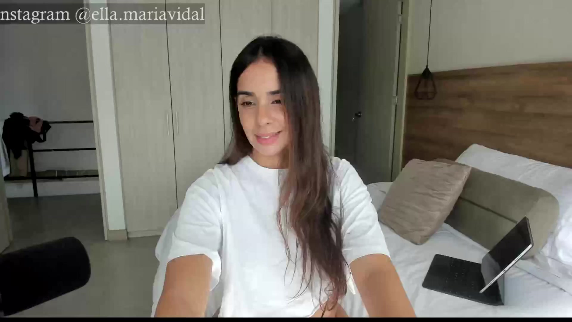 Gallery image thumbnail from kamikiss's myfreecams stream on, 11/02/2024, 16:40 image 20 of 20