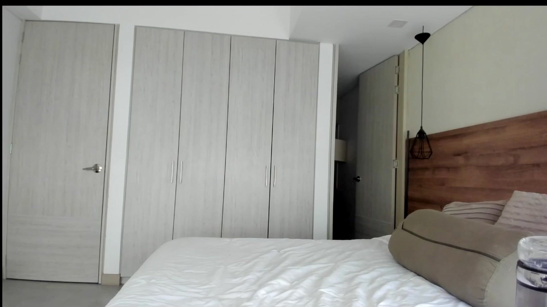 Gallery image thumbnail from kamikiss's myfreecams stream on, 02/24/2025, 21:56 image 18 of 20