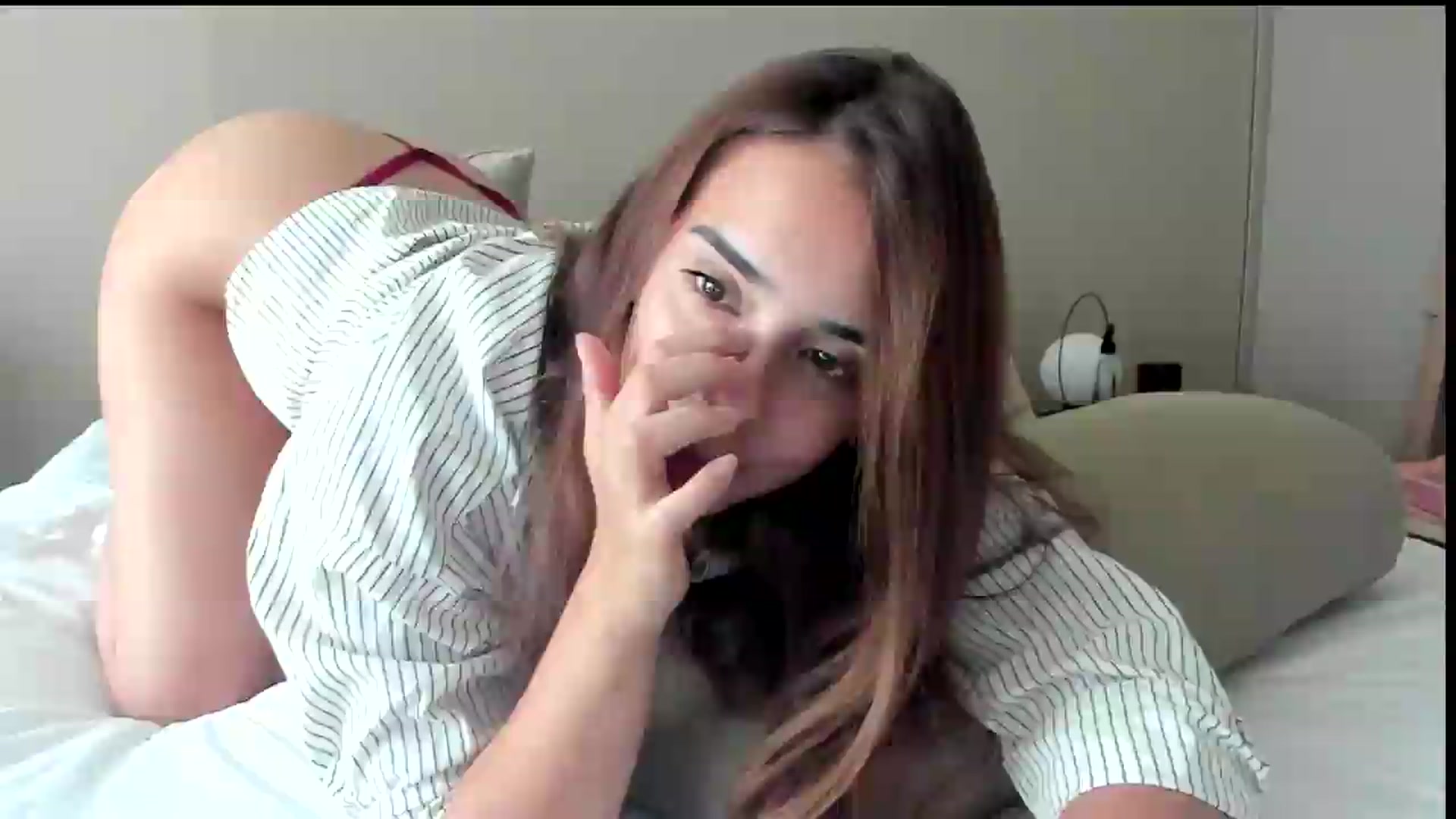 Gallery image thumbnail from kamikiss's myfreecams stream on, 05/13/2026, 18:53 image 14 of 20