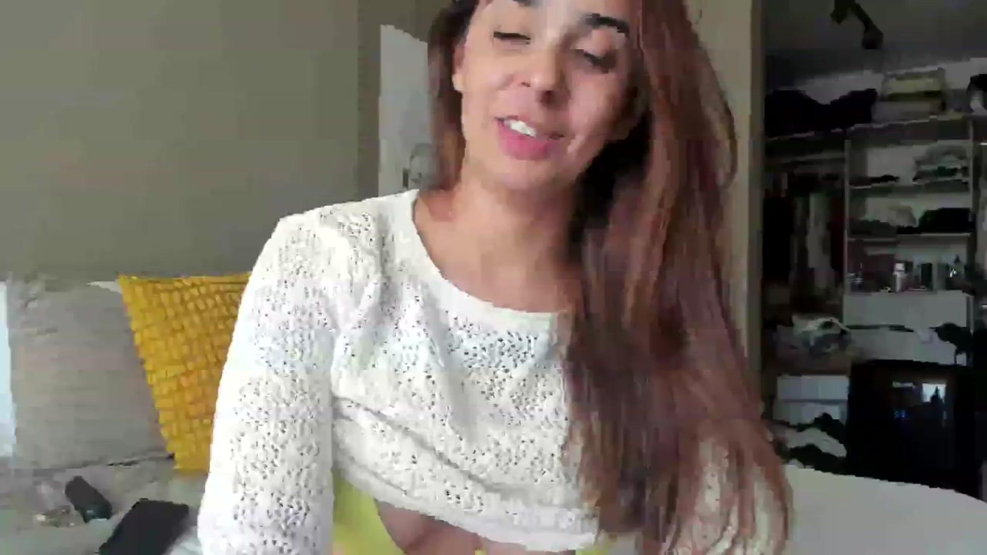 Gallery image thumbnail from kamikiss's myfreecams stream on, 06/14/2026, 19:04 image 8 of 20