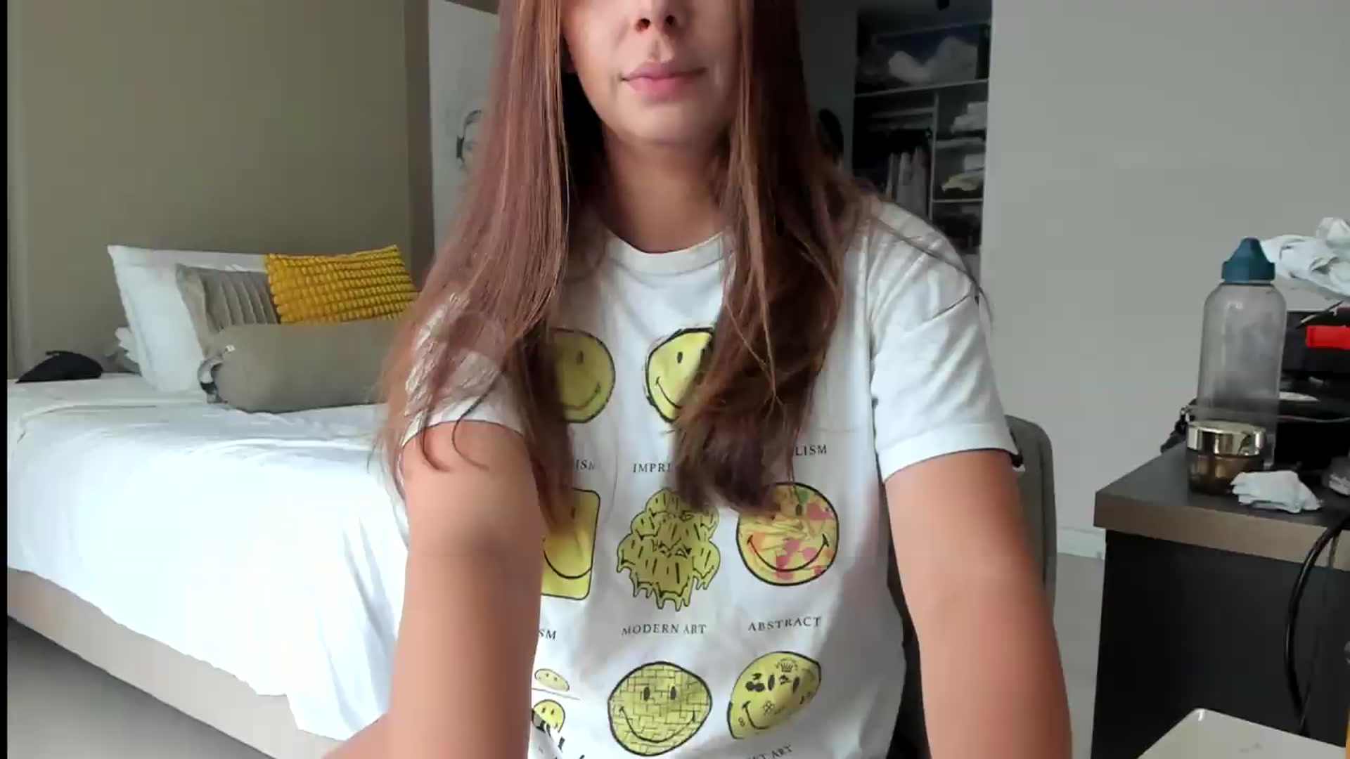 Gallery image thumbnail from kamikiss's myfreecams stream on, 06/29/2026, 16:26 image 14 of 20