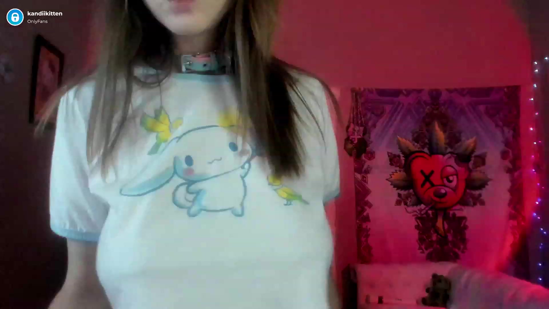 Gallery image thumbnail from kandiikitten's myfreecams stream on, 12/29/2022, 02:36 image 10 of 20
