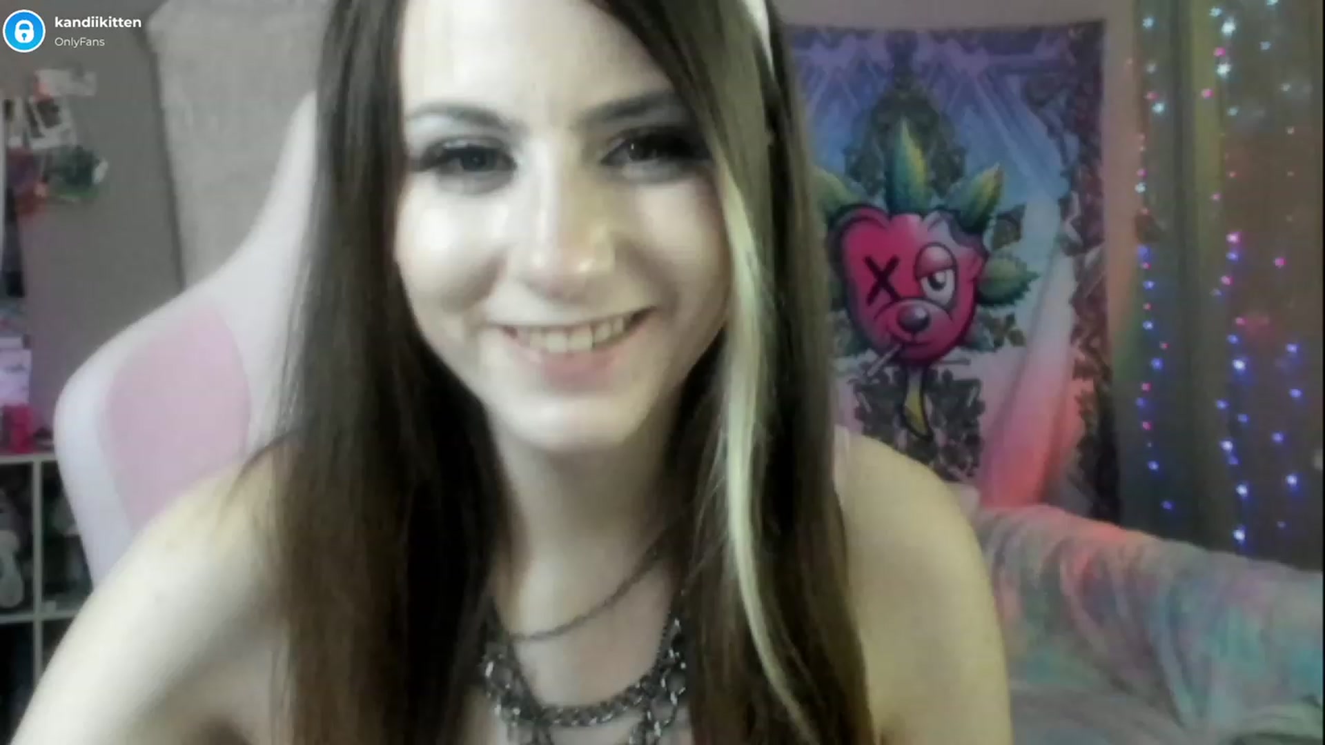 Gallery image thumbnail from kandiikitten's myfreecams stream on, 02/28/2023, 02:16 image 2 of 20