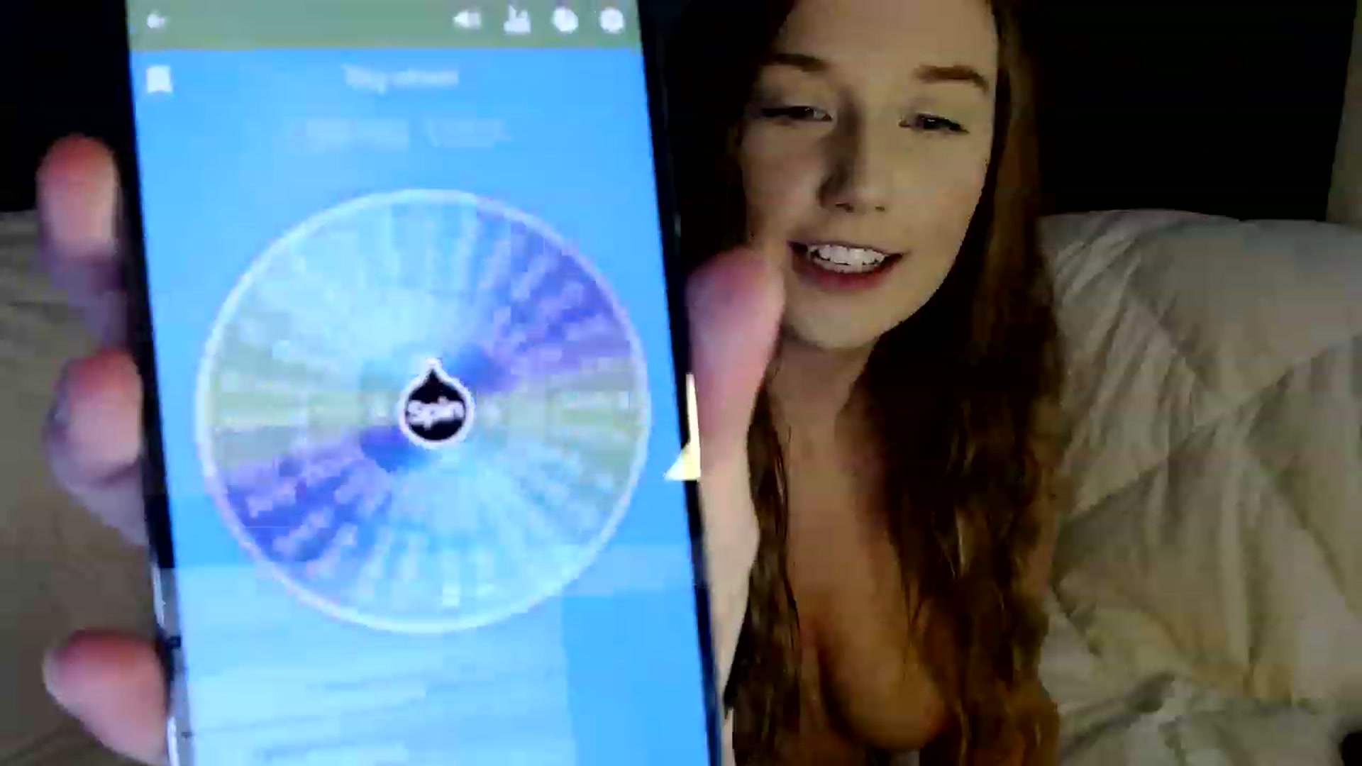 Gallery image thumbnail from karalynn1's myfreecams stream on, 11/16/2022, 08:30 image 6 of 20