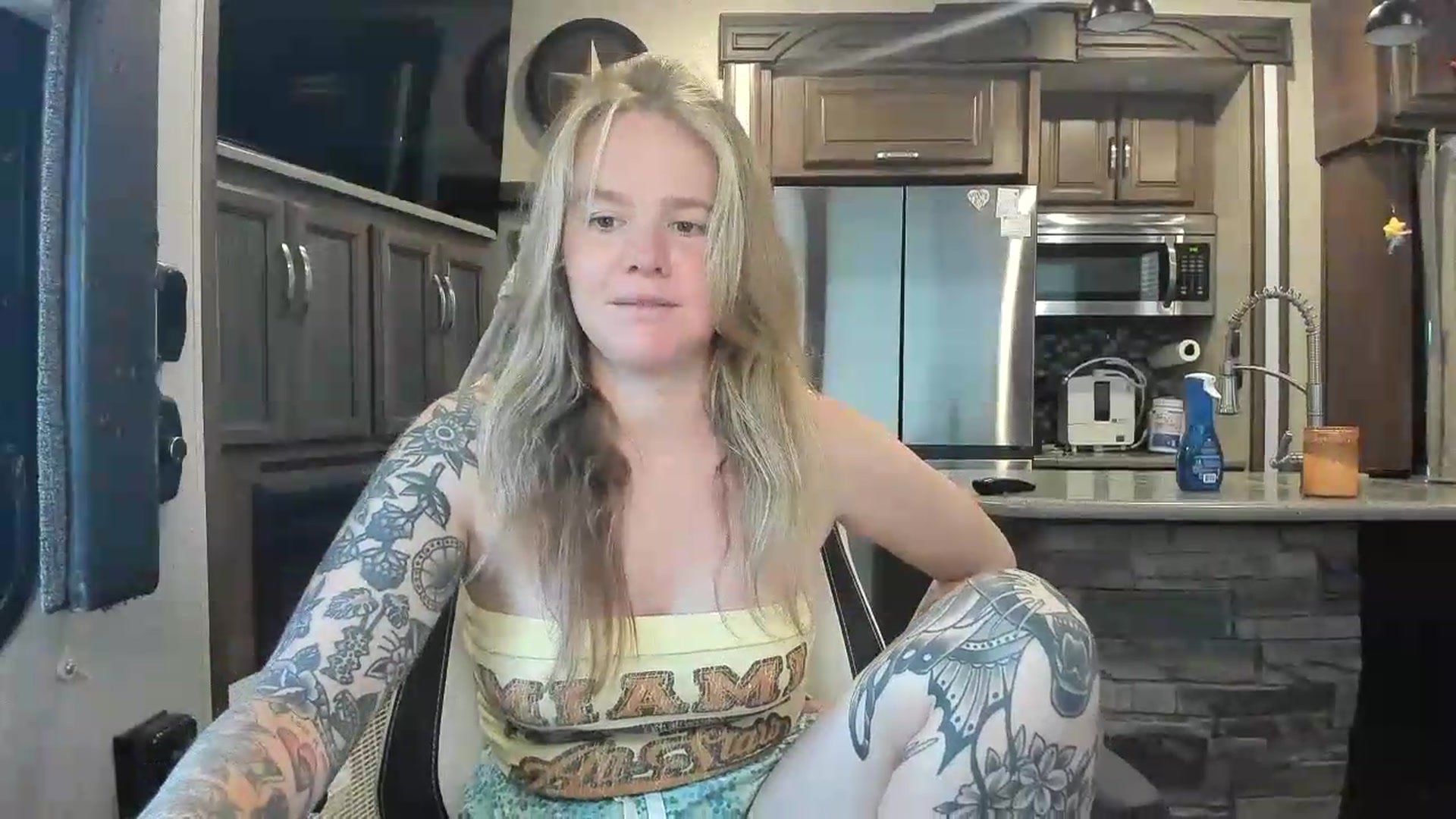 Gallery image thumbnail from kassibabii's myfreecams stream on, 05/19/2026, 24:00 image 20 of 20
