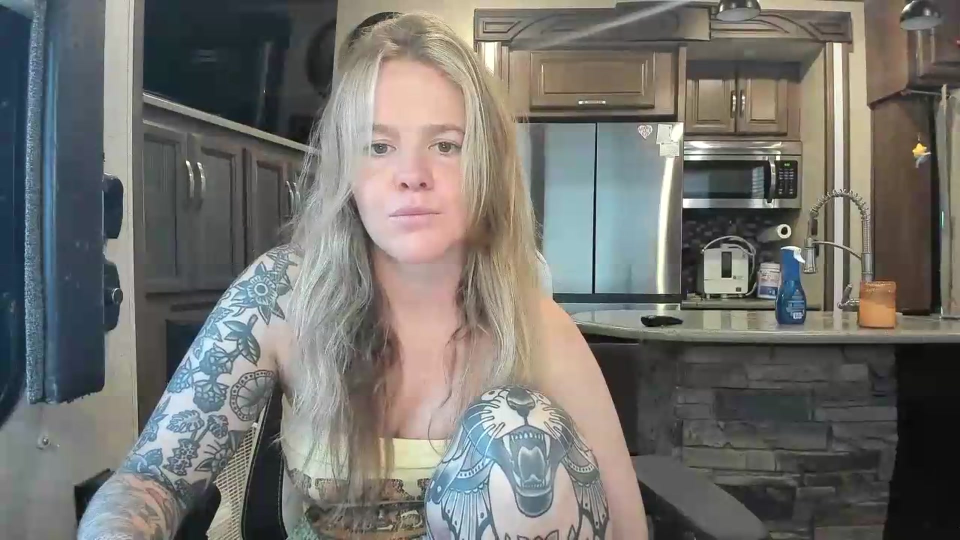 Gallery image thumbnail from kassibabii's myfreecams stream on, 05/19/2026, 24:00 image 13 of 20