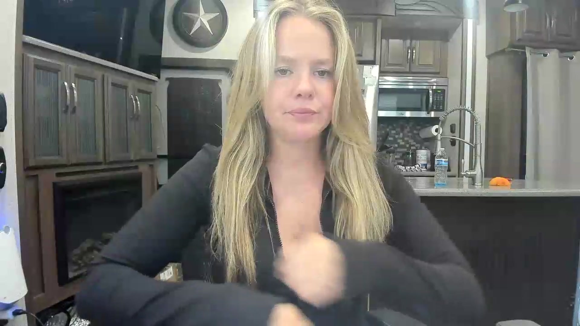 Gallery image thumbnail from kassibabii's myfreecams stream on, 07/15/2026, 20:16 image 19 of 20