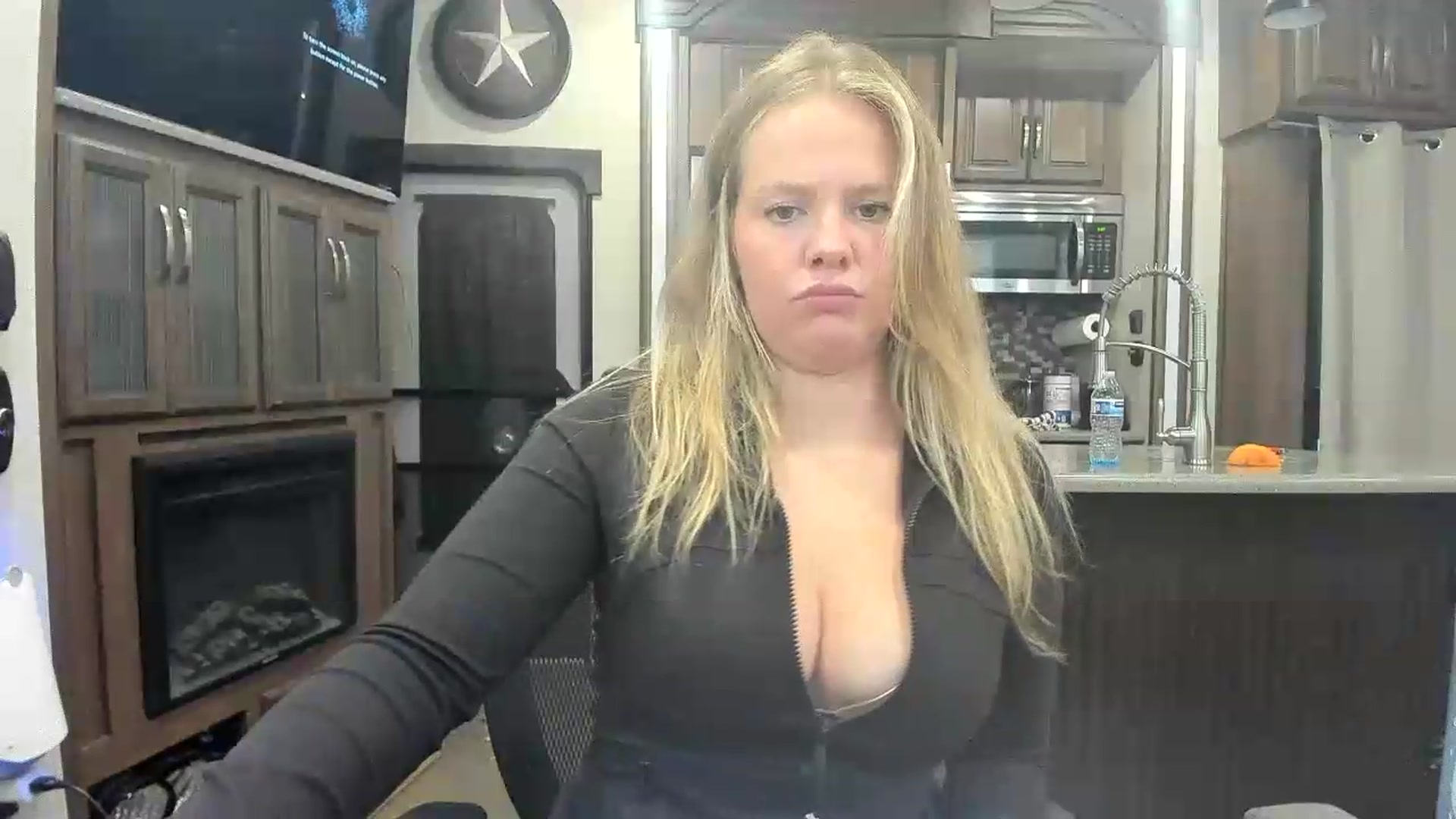 Gallery image thumbnail from kassibabii's myfreecams stream on, 07/15/2026, 20:16 image 9 of 20