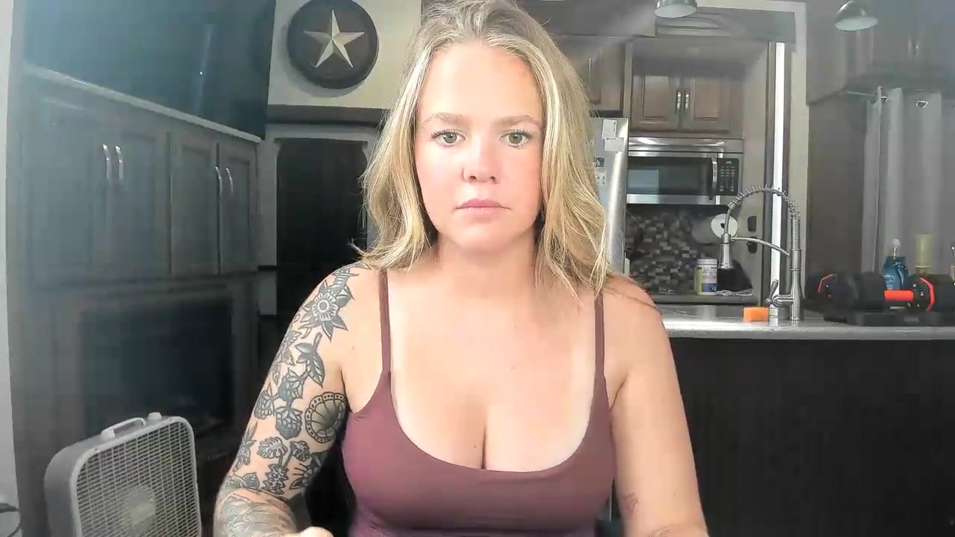Gallery image thumbnail from kassibabii's myfreecams stream on, 07/23/2026, 20:31 image 20 of 20