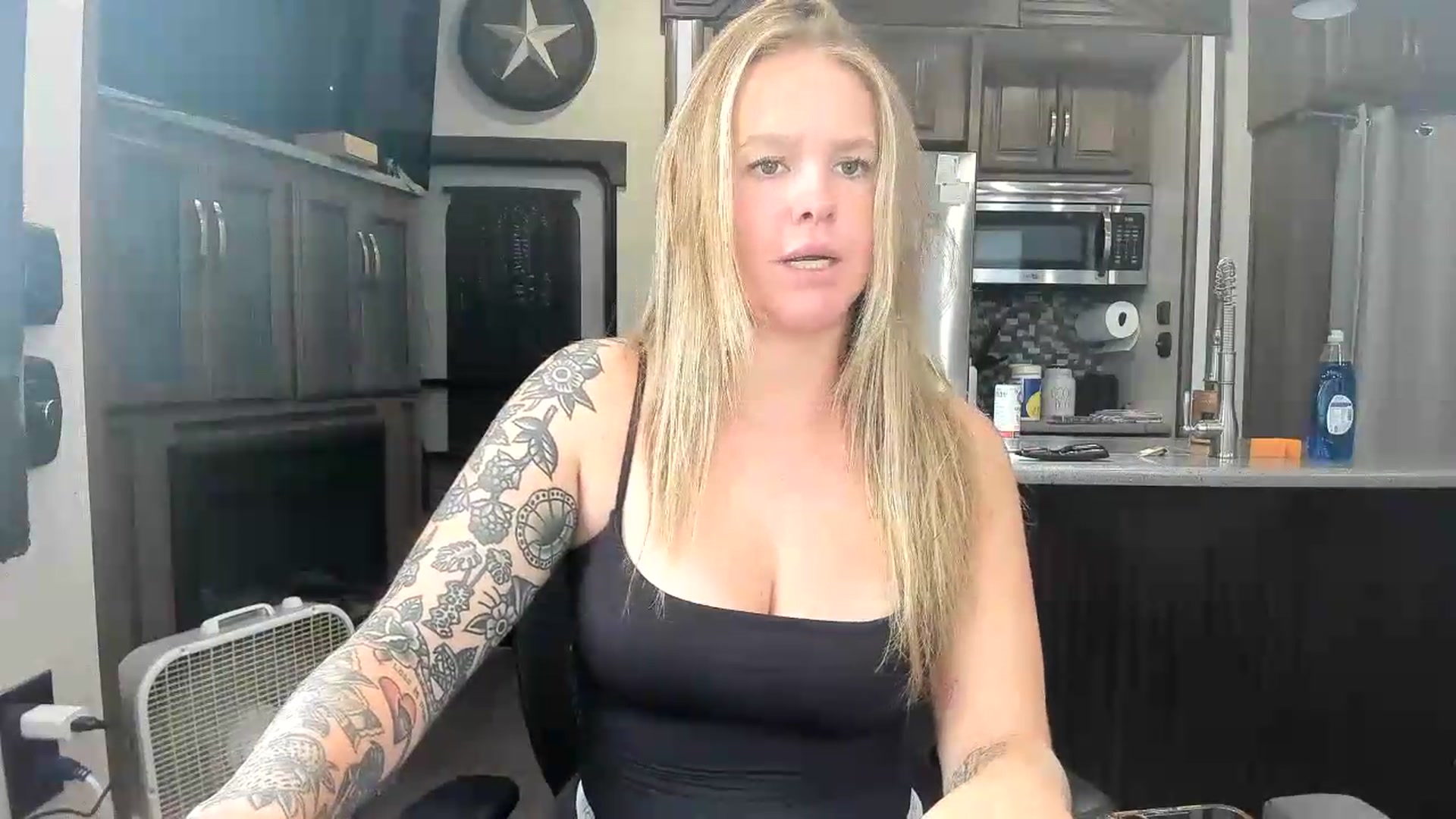 Gallery image thumbnail from kassibabii's myfreecams stream on, 07/27/2026, 20:12 image 19 of 20