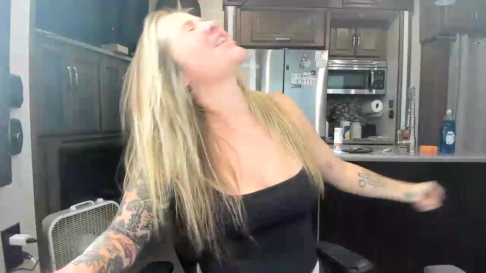 Gallery image thumbnail from kassibabii's myfreecams stream on, 07/27/2026, 20:12 image 13 of 20