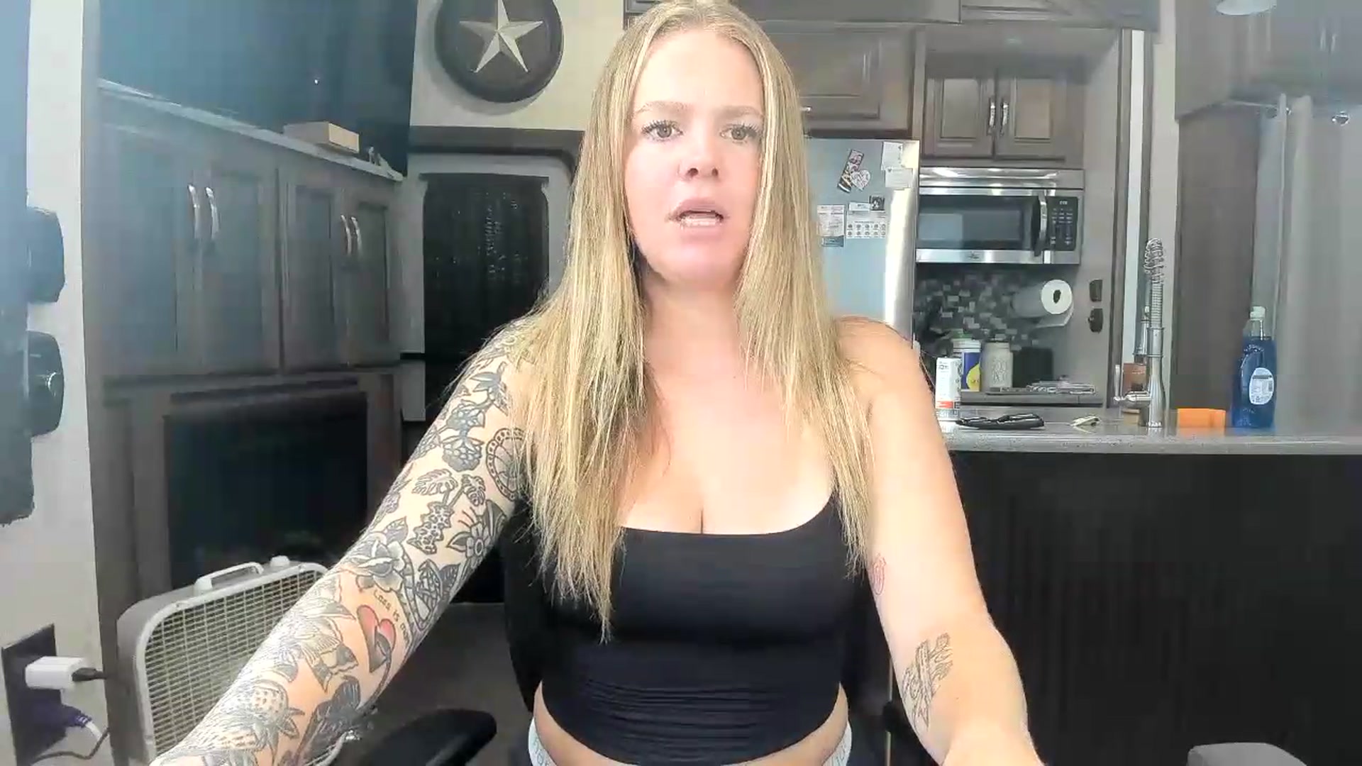 Gallery image thumbnail from kassibabii's myfreecams stream on, 07/27/2026, 20:12 image 7 of 20