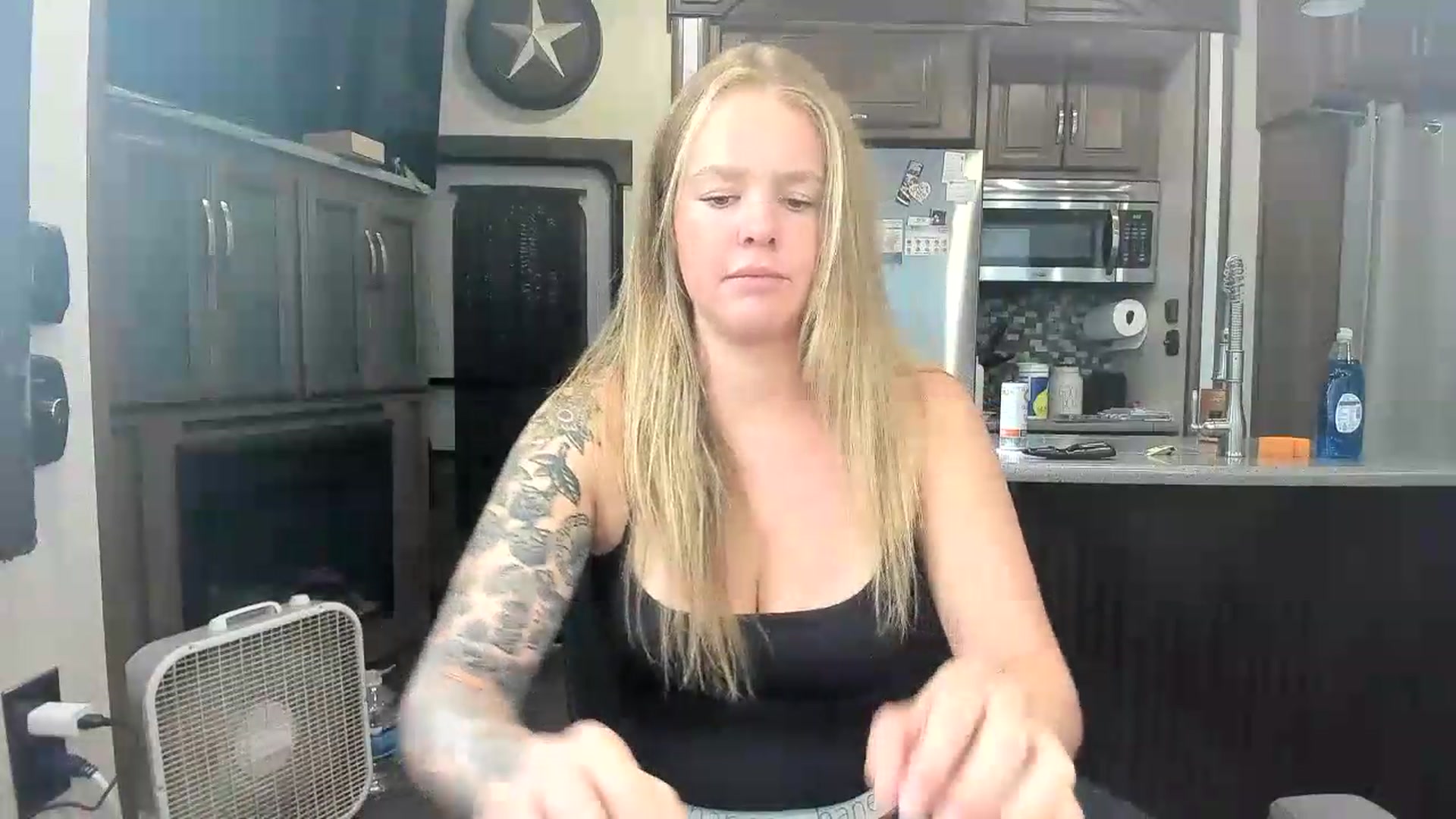 Gallery image thumbnail from kassibabii's myfreecams stream on, 07/27/2026, 20:12 image 4 of 20