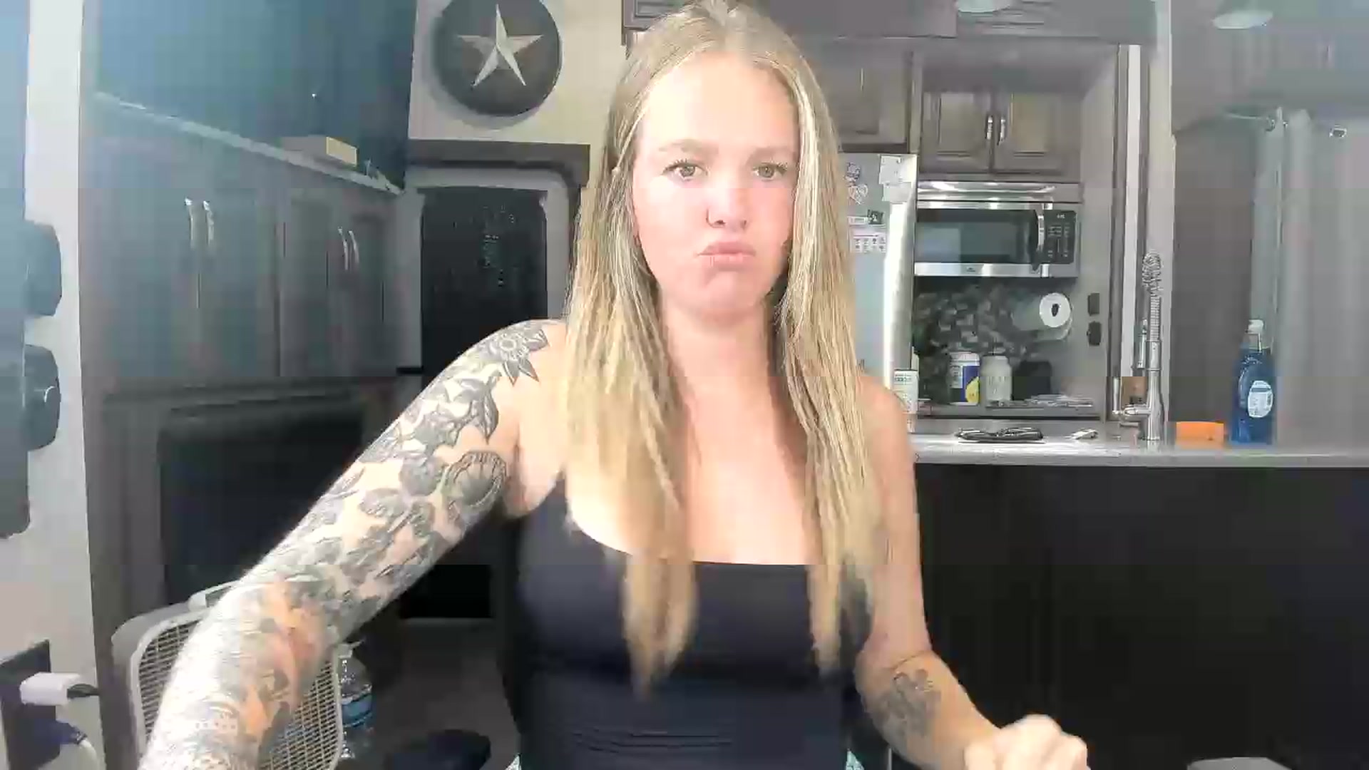 Gallery image thumbnail from kassibabii's myfreecams stream on, 07/27/2026, 20:35 image 6 of 20