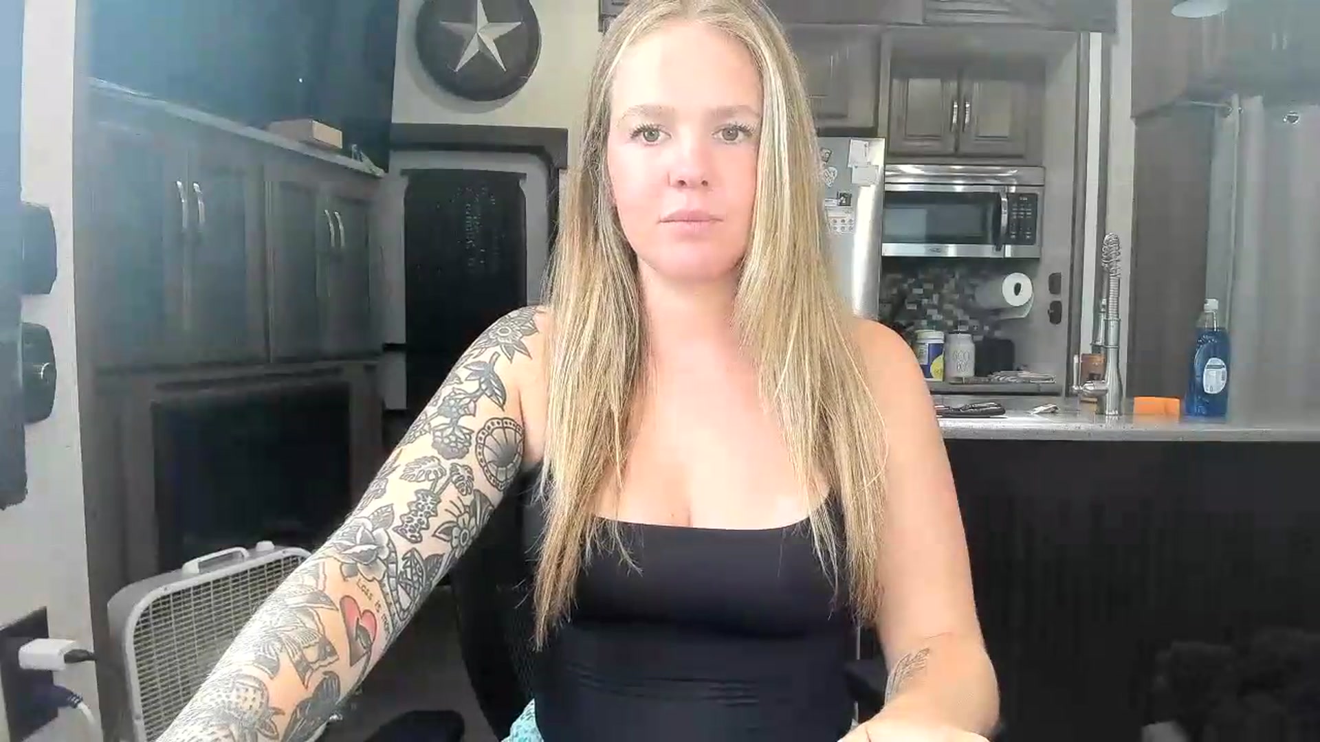 Gallery image thumbnail from kassibabii's myfreecams stream on, 07/27/2026, 20:35 image 4 of 20