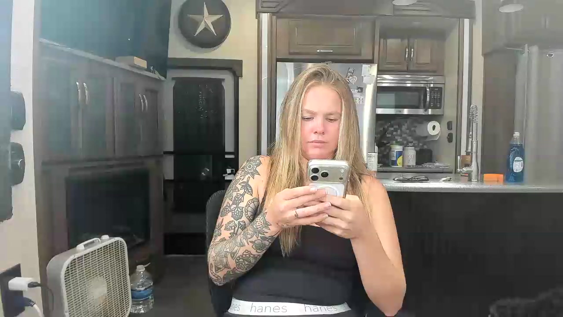 Gallery image thumbnail from kassibabii's myfreecams stream on, 07/27/2026, 20:35 image 17 of 20