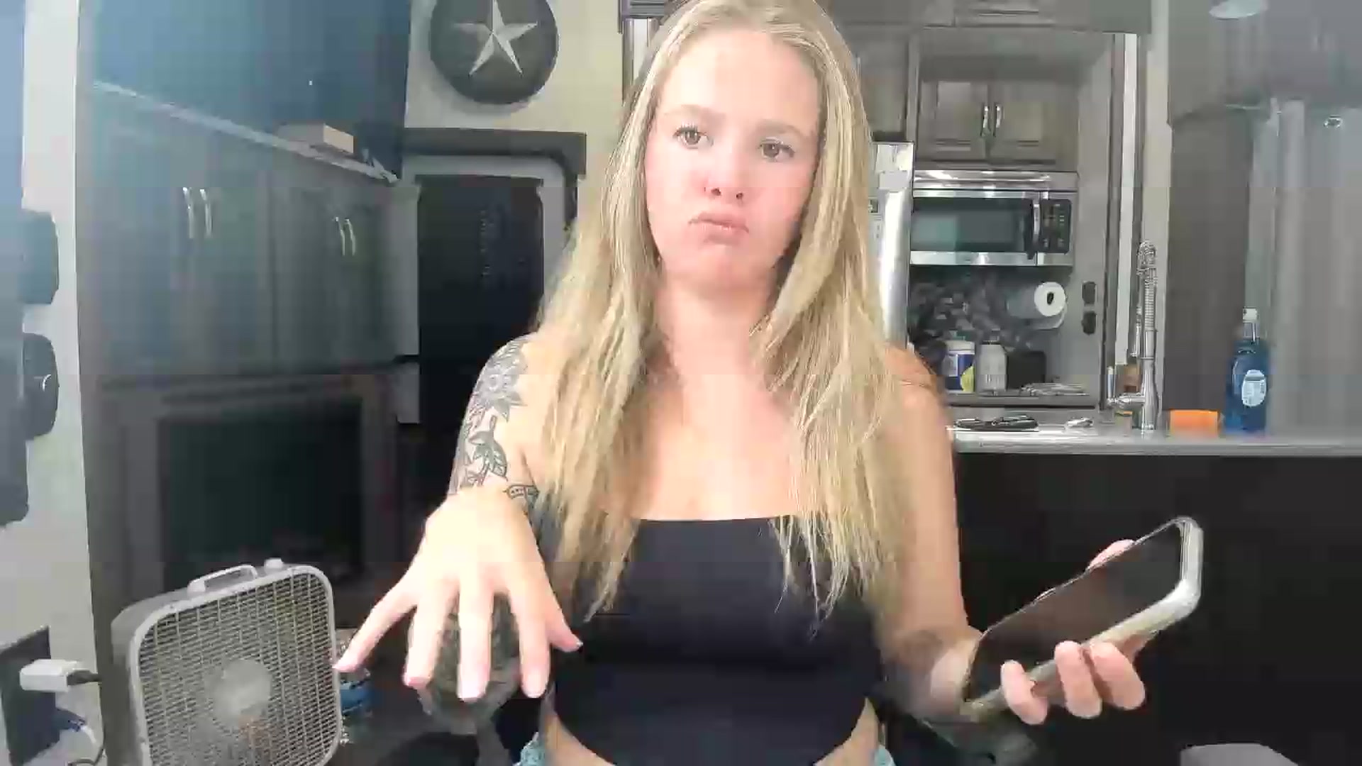 Gallery image thumbnail from kassibabii's myfreecams stream on, 07/27/2026, 20:35 image 1 of 20