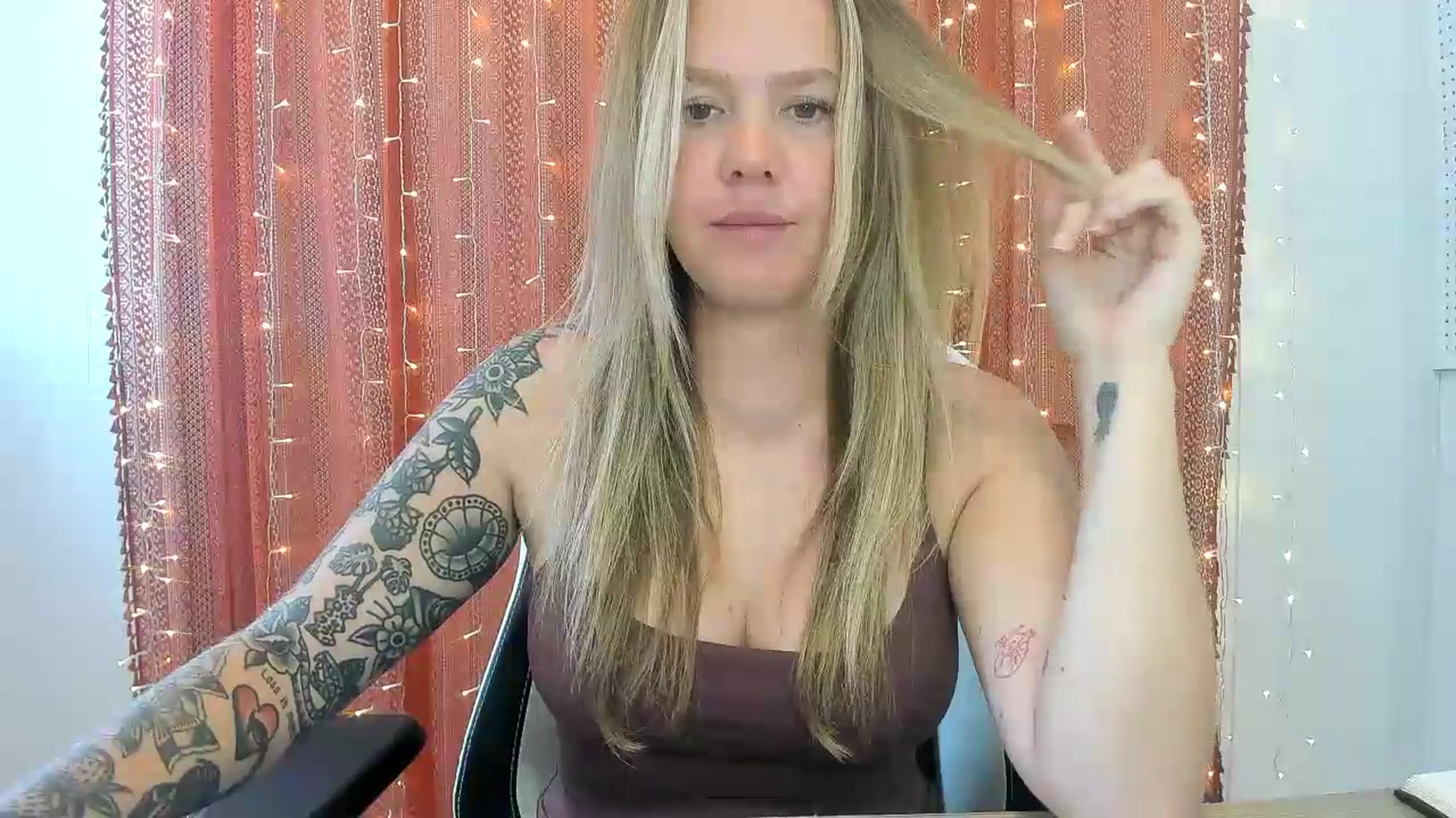 Gallery image thumbnail from kassibabii's myfreecams stream on, 08/04/2026, 19:24 image 5 of 20
