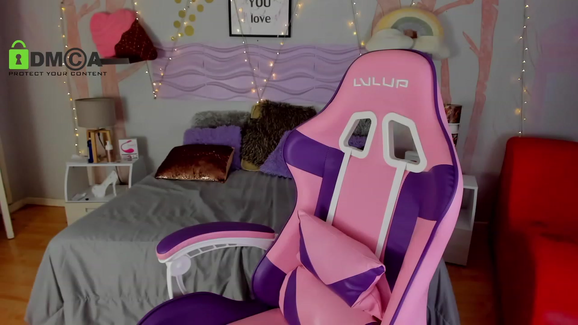 Gallery image thumbnail from kassie_sx's myfreecams stream on, 11/18/2022, 17:27 image 7 of 20