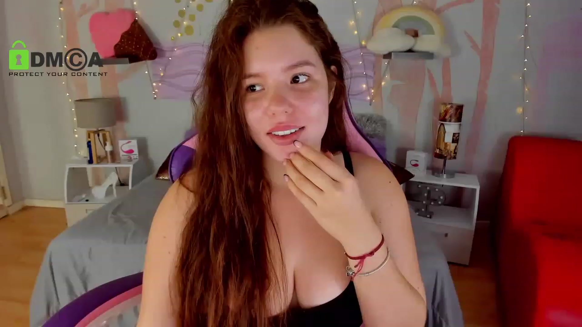 Gallery image thumbnail from kassie_sx's myfreecams stream on, 11/18/2022, 22:08 image 2 of 20