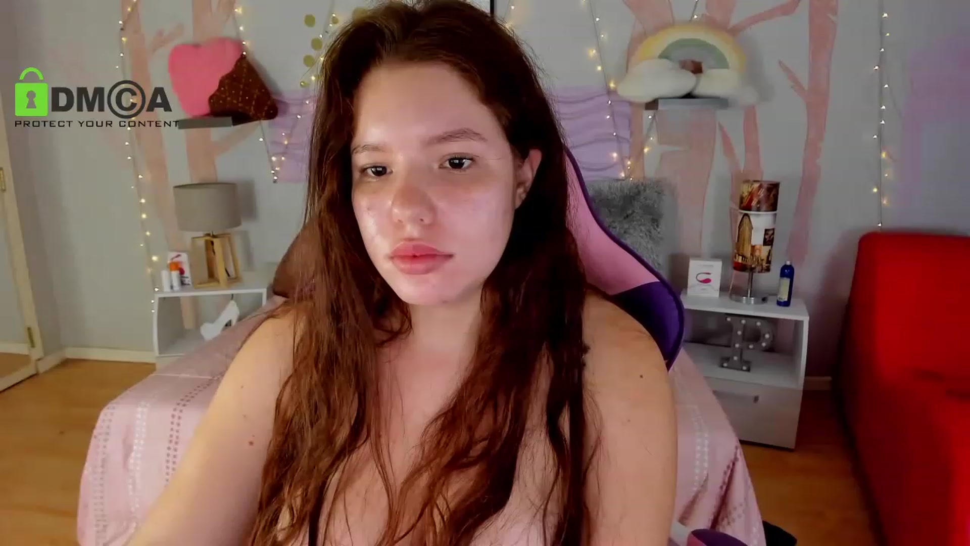 Gallery image thumbnail from kassie_sx's myfreecams stream on, 12/18/2022, 20:32 image 12 of 20