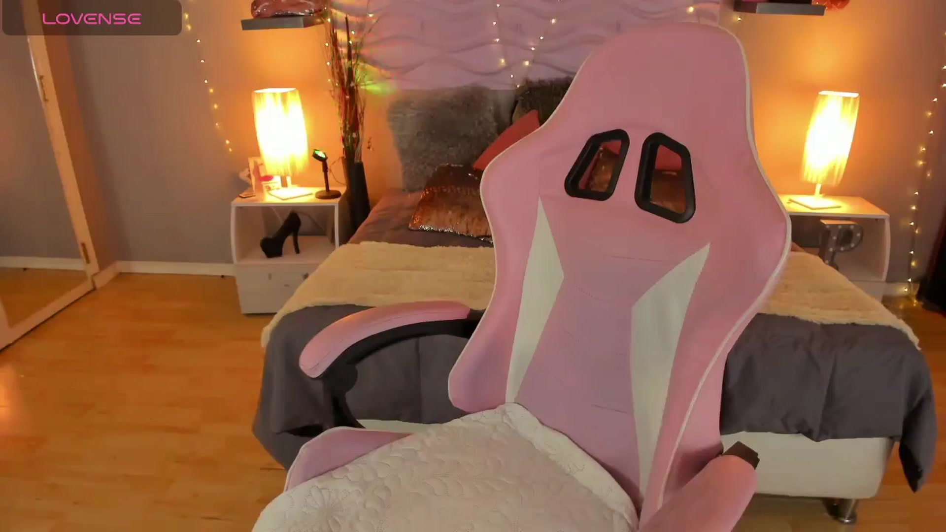 Gallery image thumbnail from kassie_sx's myfreecams stream on, 04/28/2025, 15:26 image 17 of 20