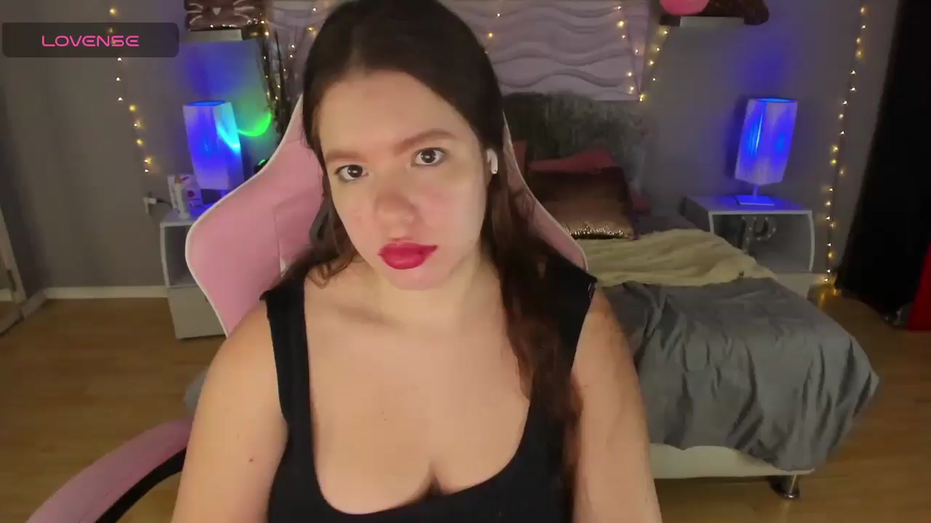 Gallery image thumbnail from kassie_sx's myfreecams stream on, 10/10/2025, 18:09 image 10 of 20