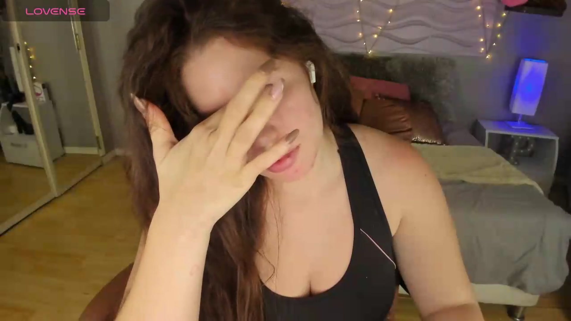 Gallery image thumbnail from kassie_sx's myfreecams stream on, 08/08/2026, 24:17 image 4 of 20
