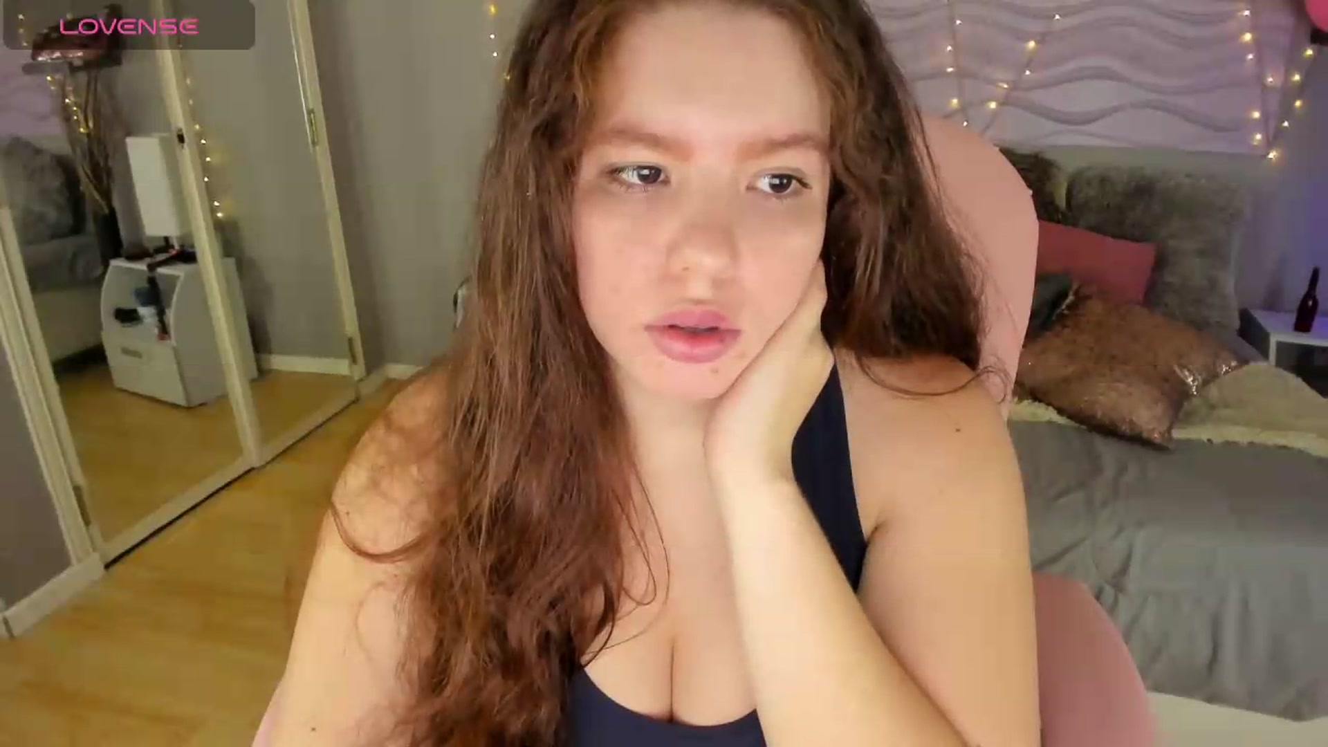 Gallery image thumbnail from kassie_sx's myfreecams stream on, 08/17/2026, 18:25 image 3 of 20