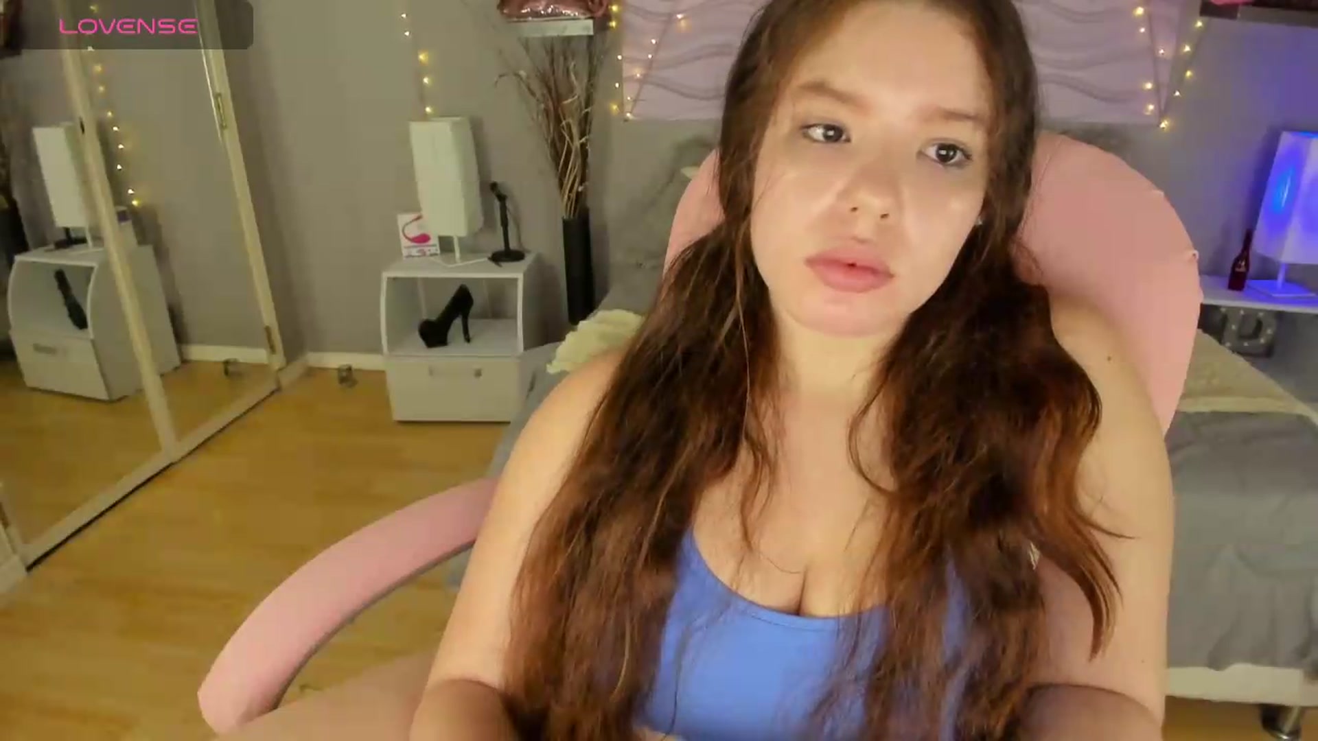 Gallery image thumbnail from kassie_sx's myfreecams stream on, 08/25/2026, 01:05 image 2 of 20