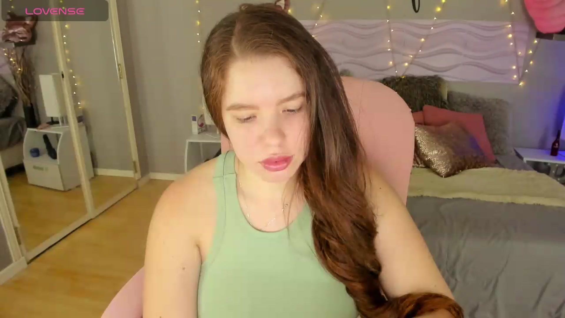 Gallery image thumbnail from kassie_sx's myfreecams stream on, 09/15/2026, 15:54 image 20 of 20